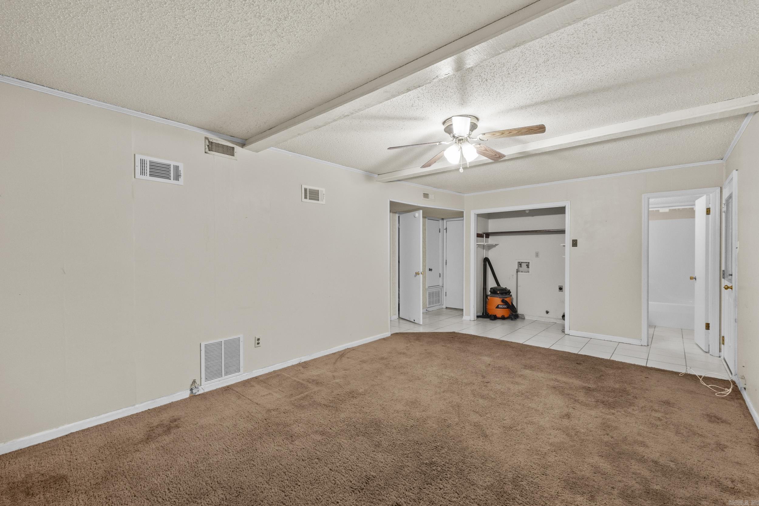 OAKBROOKE - Residential