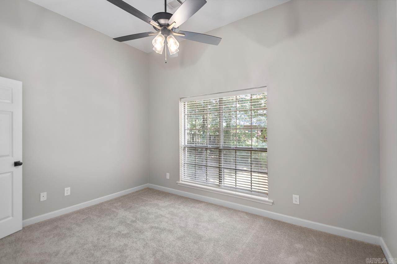 WOODLANDS EDGE - Residential