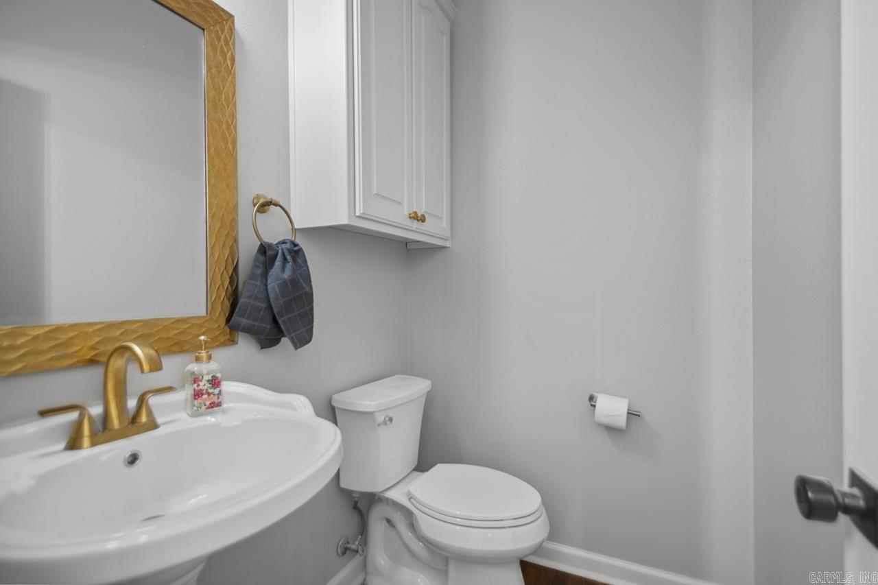 WOODLANDS EDGE - Residential