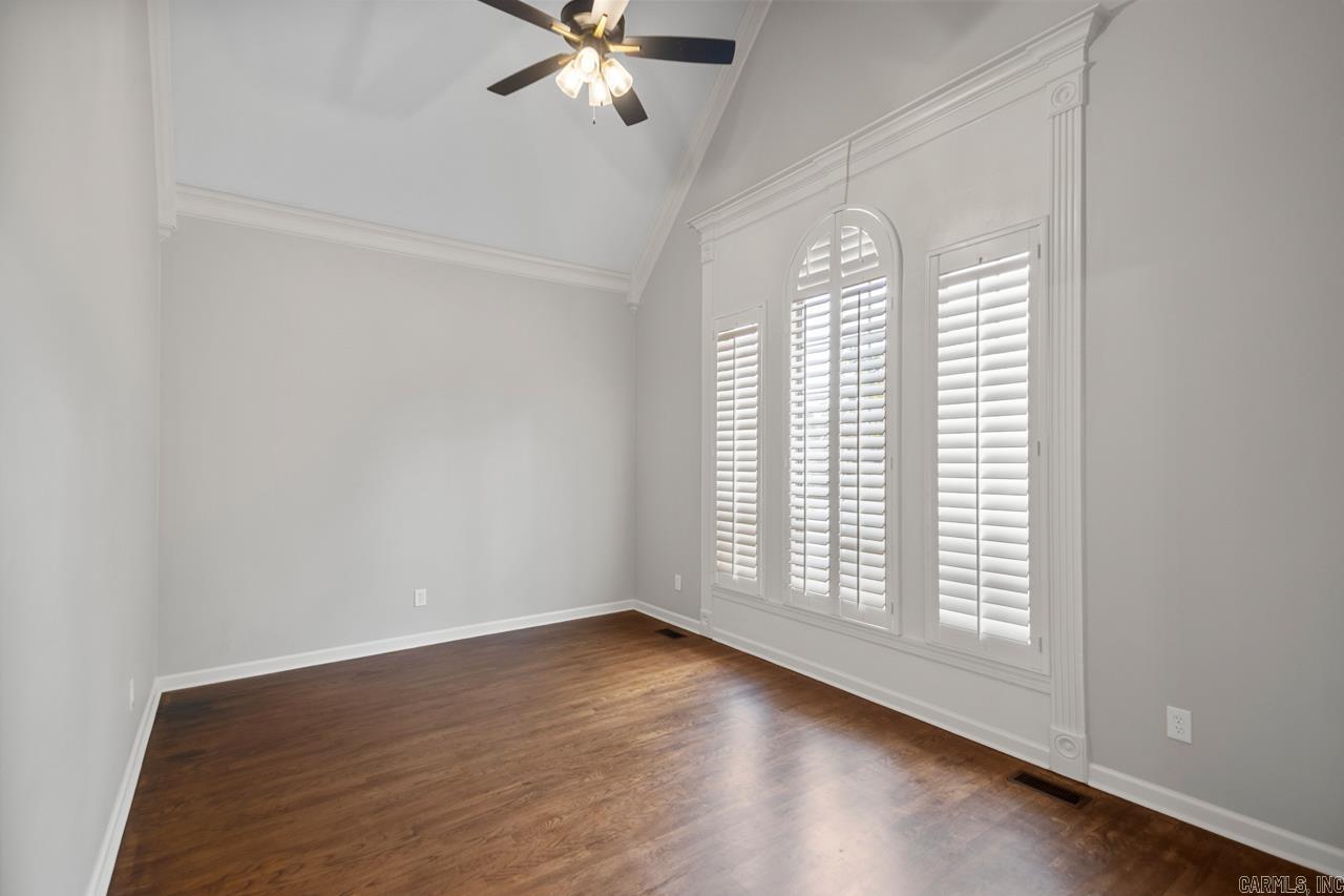 WOODLANDS EDGE - Residential