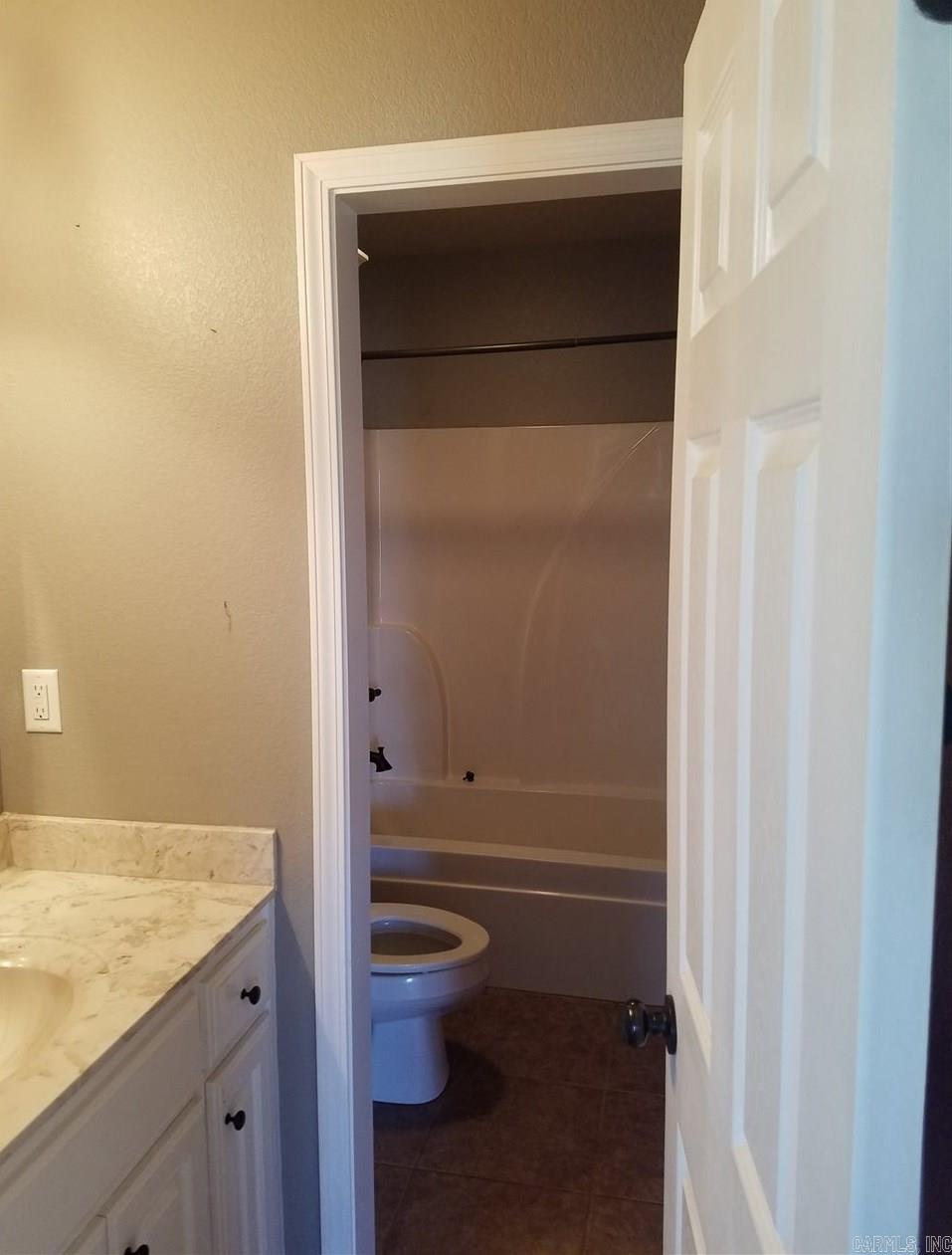 Willow Lake - Residential Lease