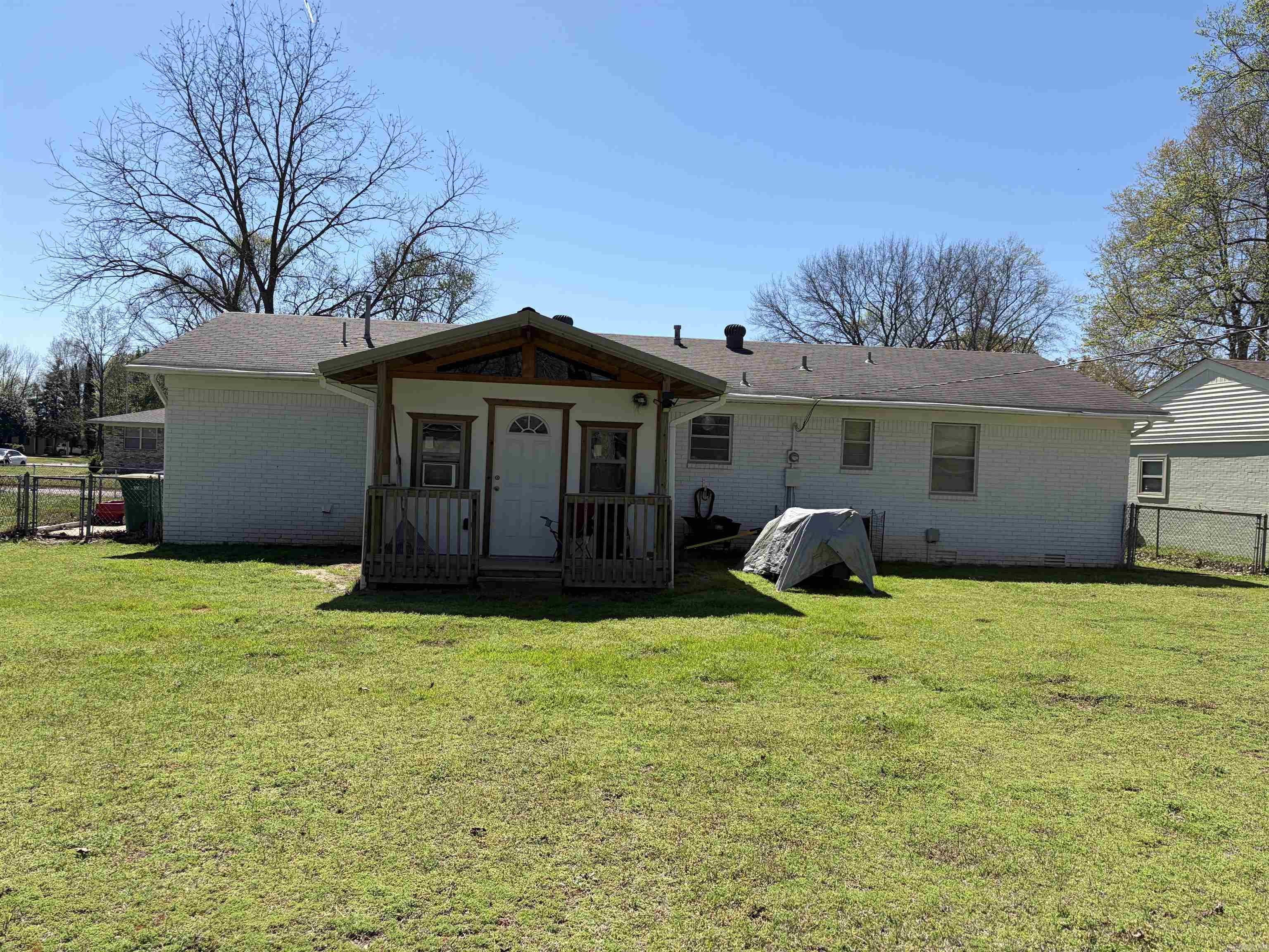 Delta Lawn - Residential