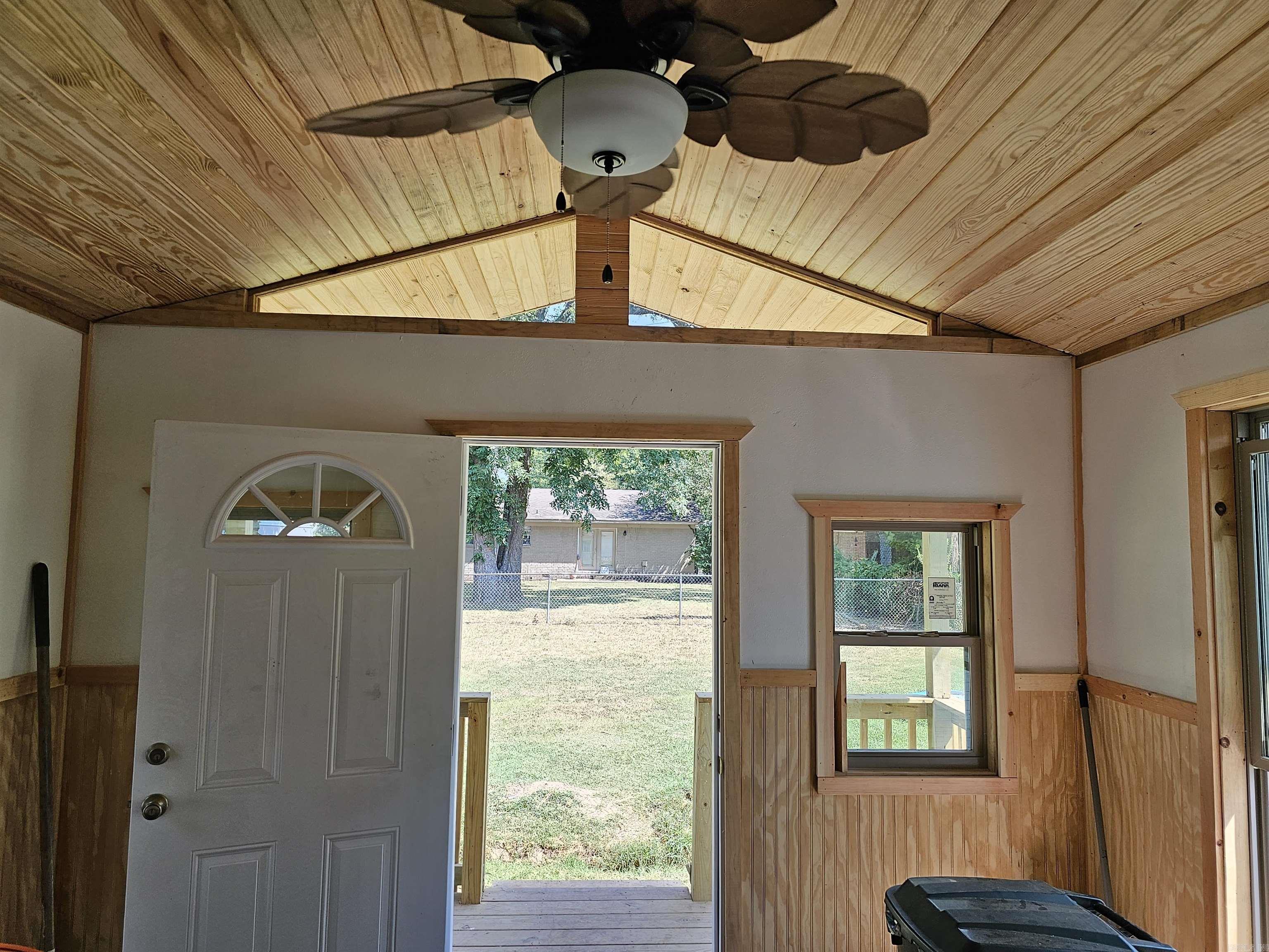 Delta Lawn - Residential