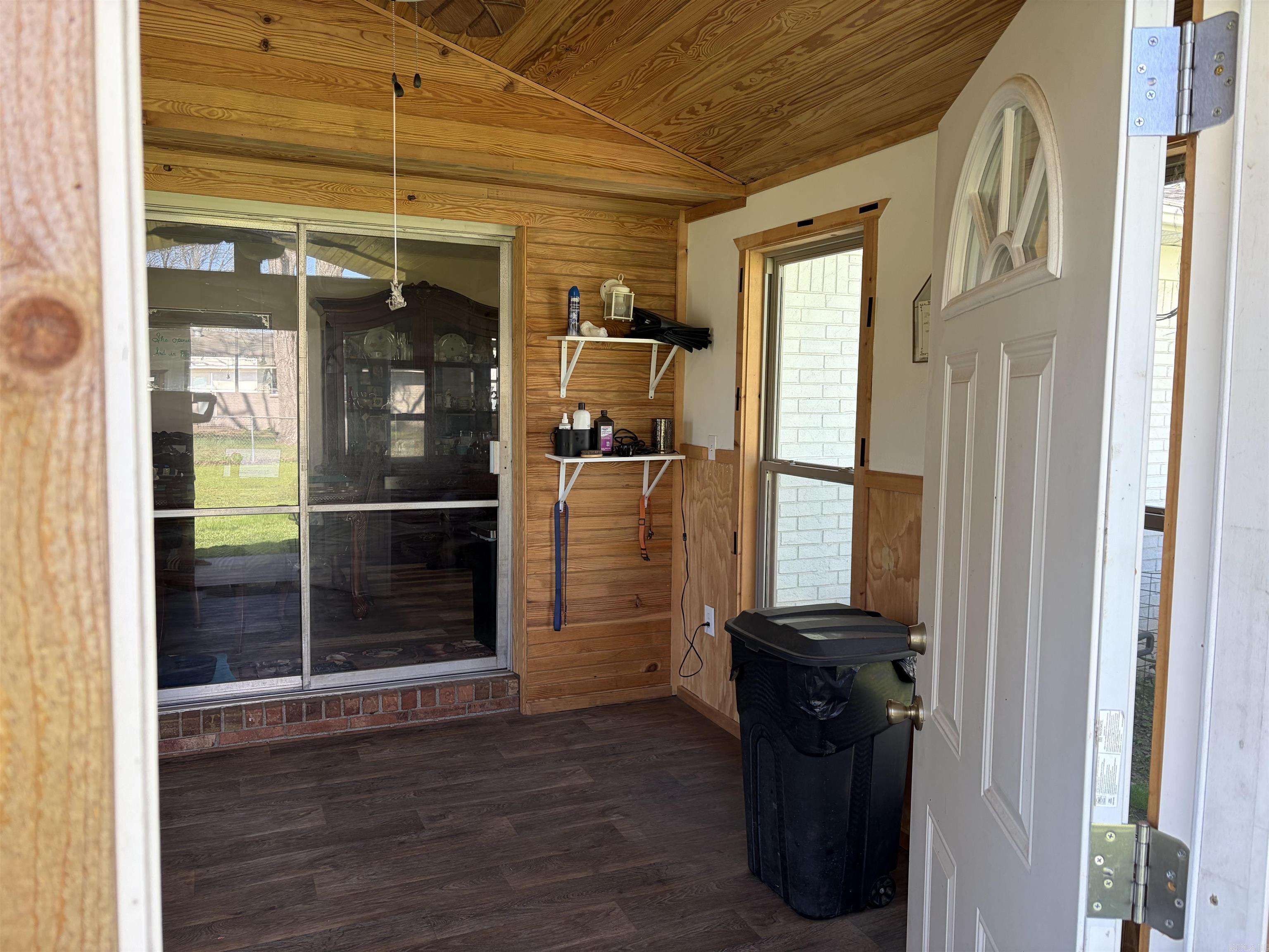 Delta Lawn - Residential