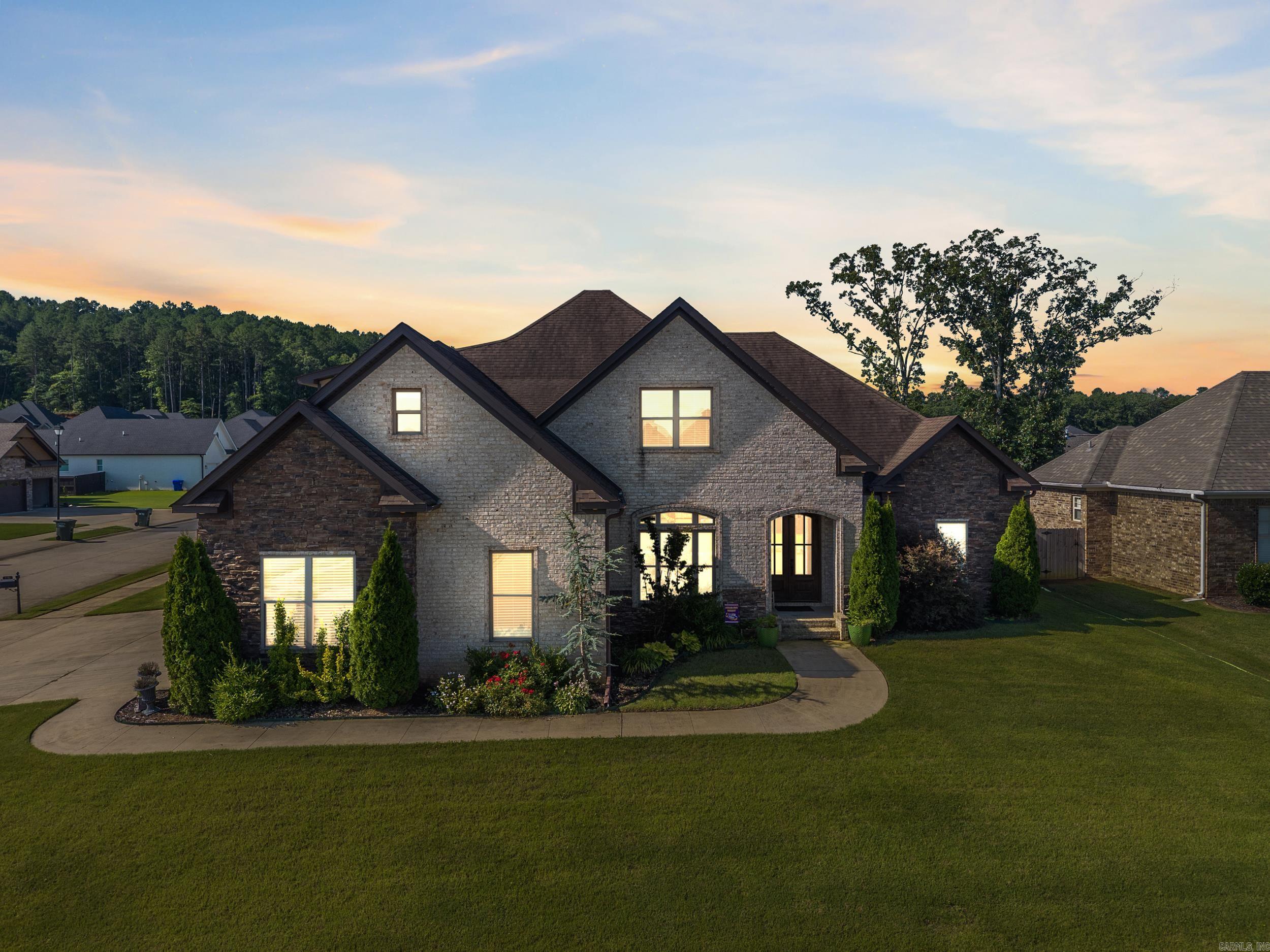 SALEM WOODS - Residential