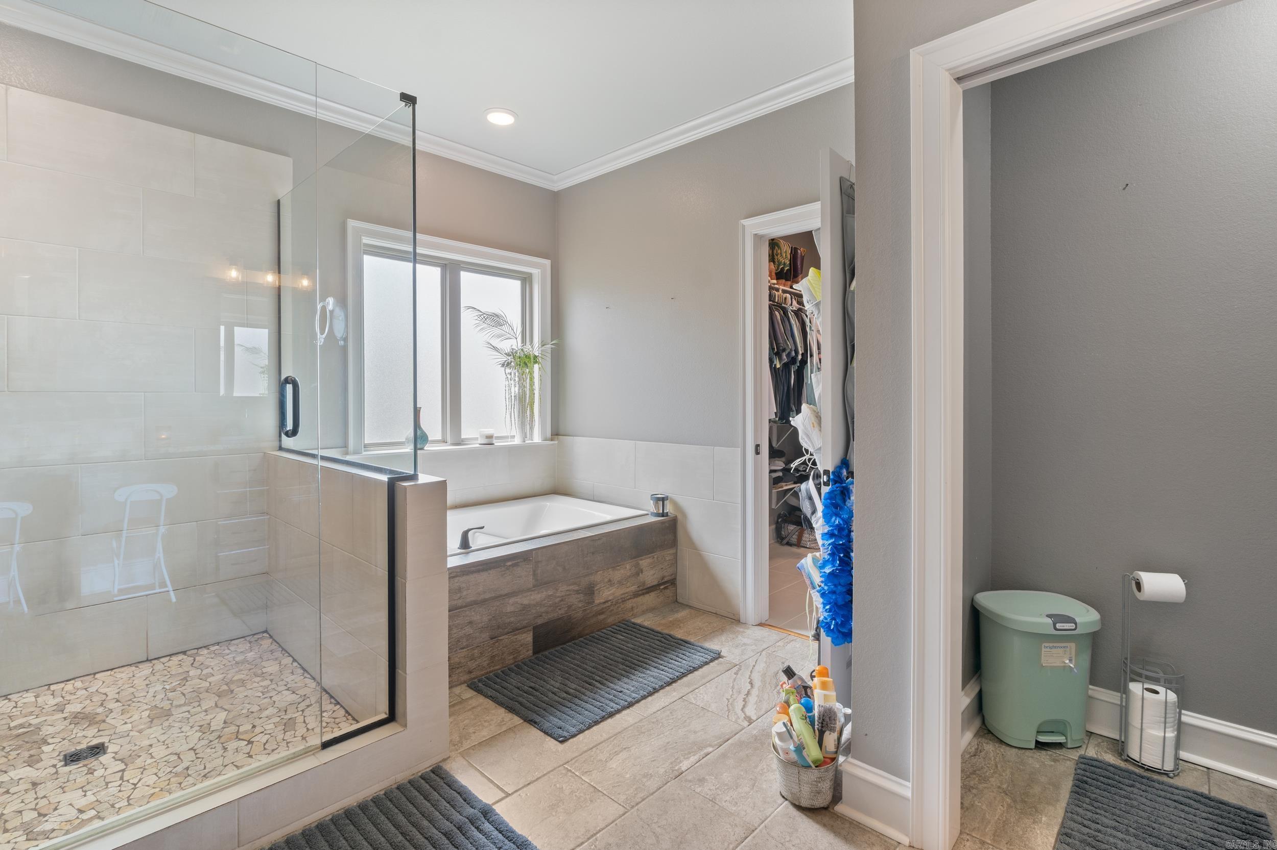 SALEM WOODS - Residential