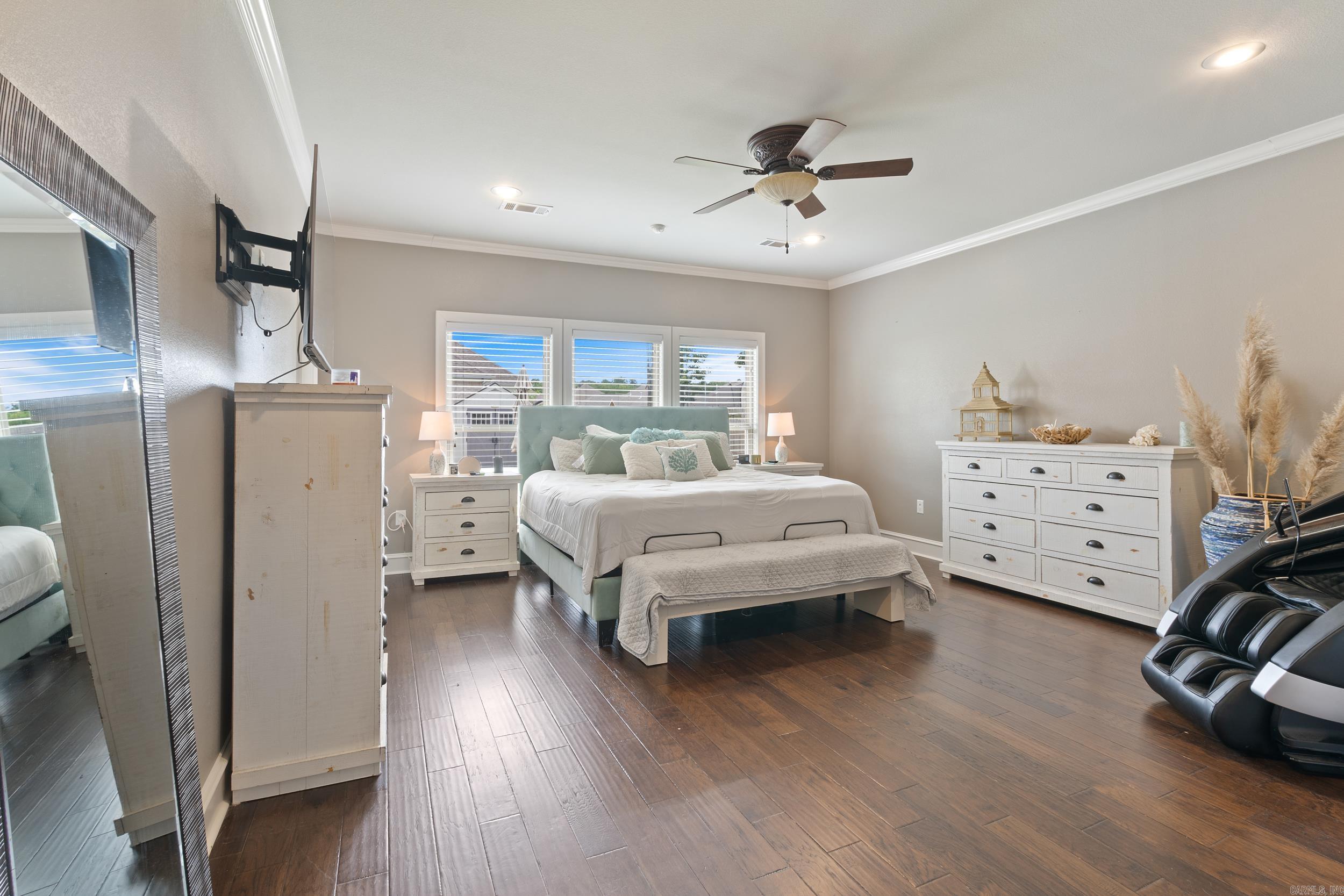 SALEM WOODS - Residential