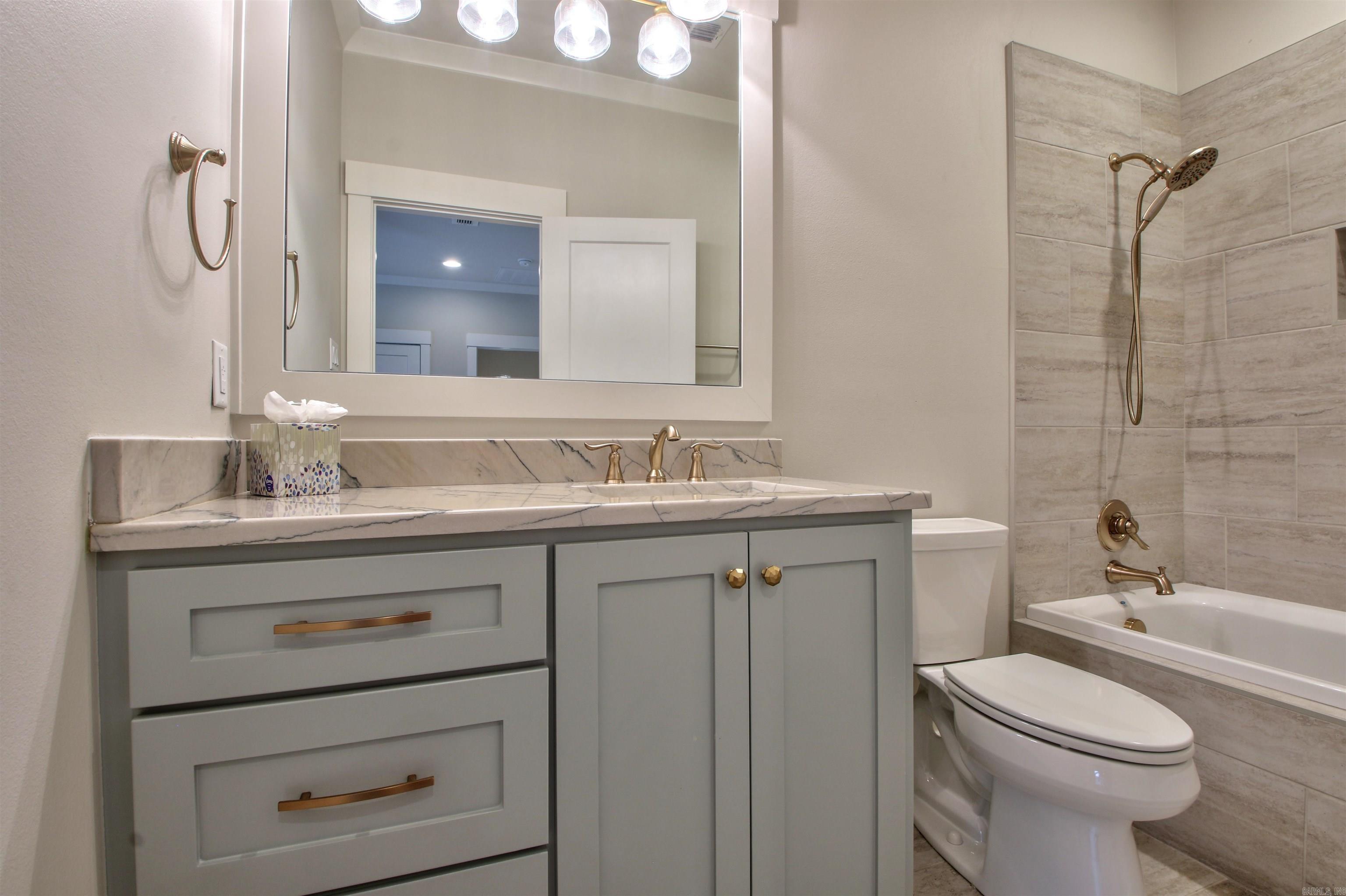 WILDWOOD PLACE - Residential