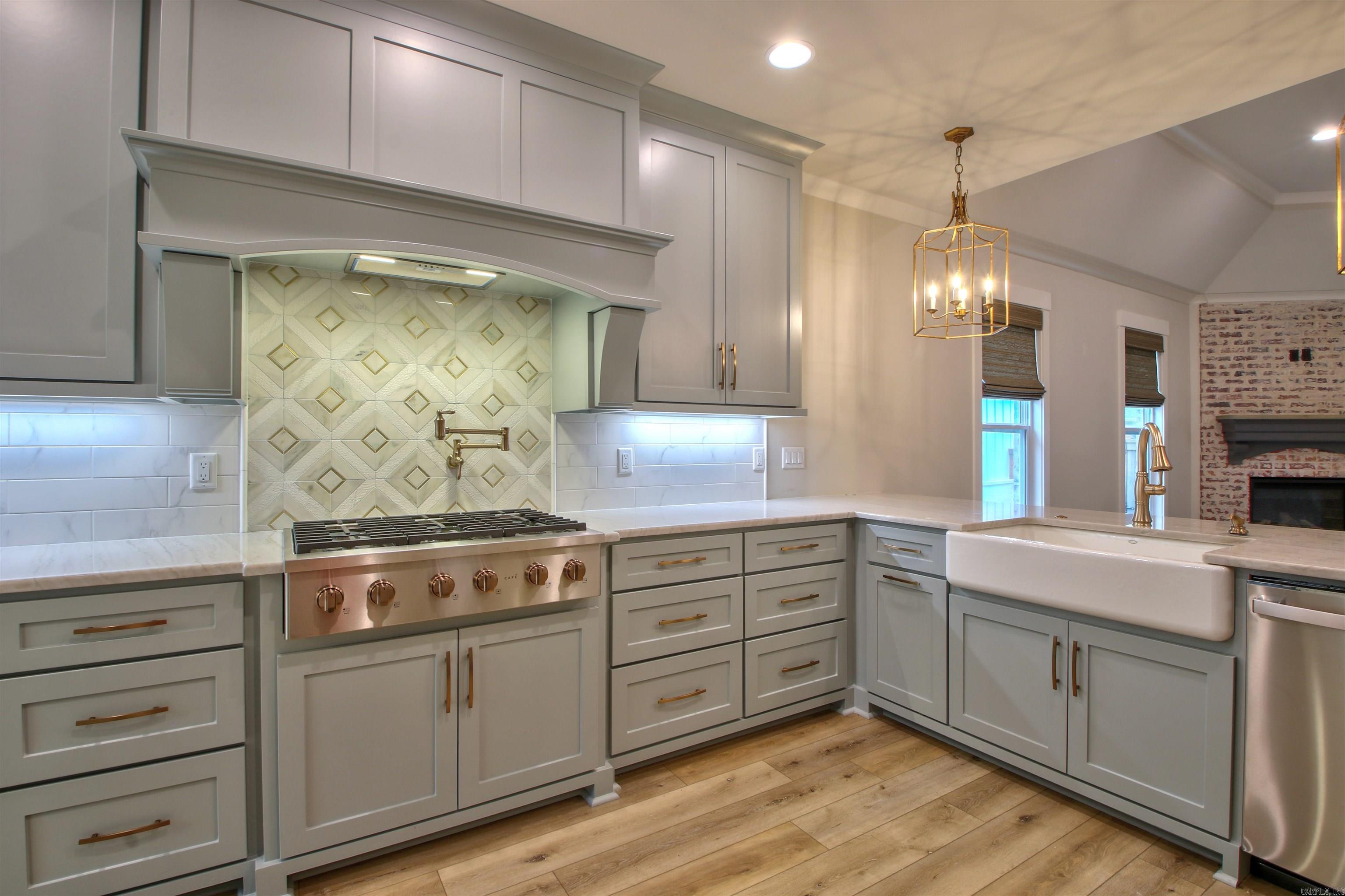 WILDWOOD PLACE - Residential