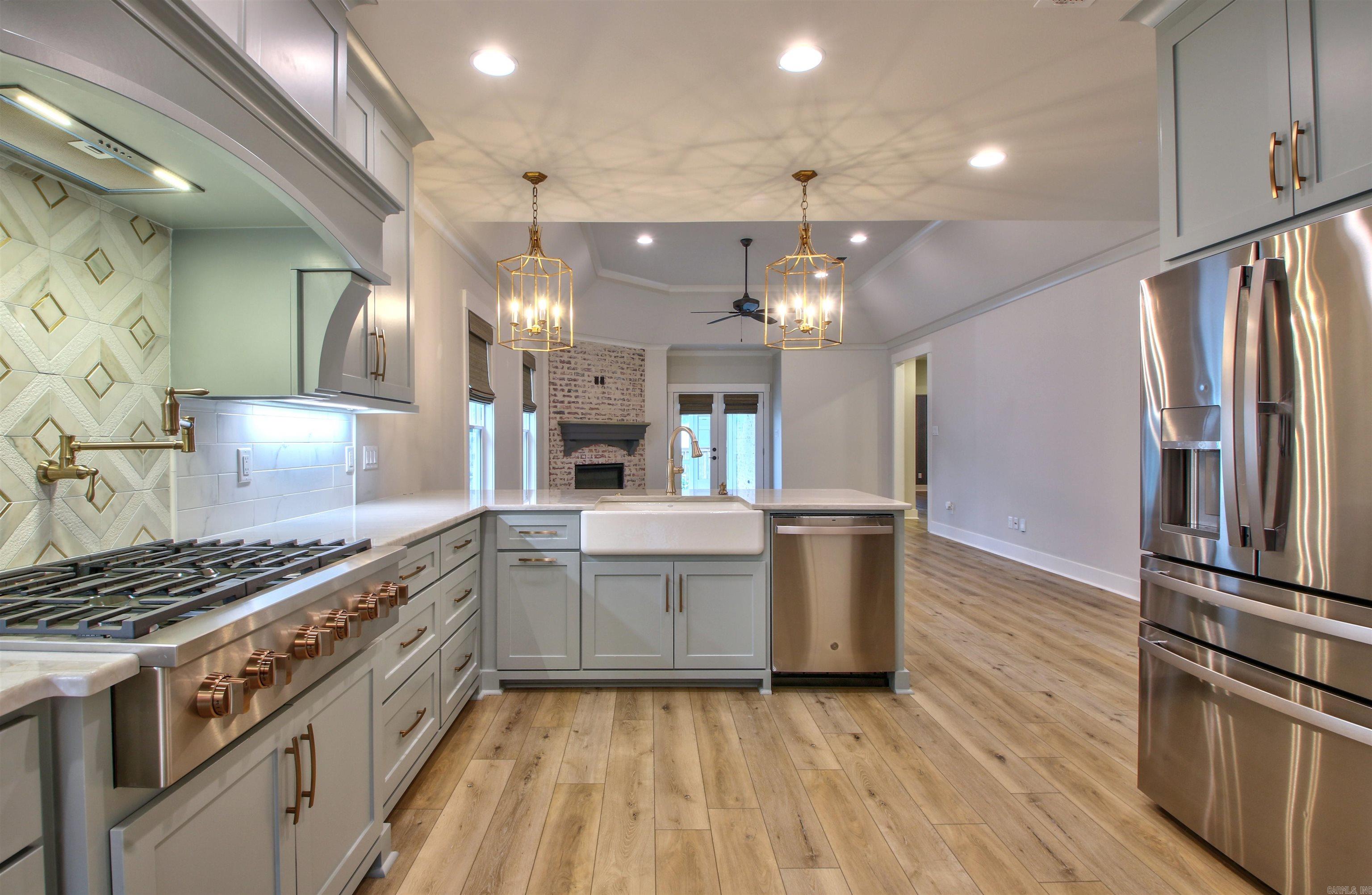 WILDWOOD PLACE - Residential