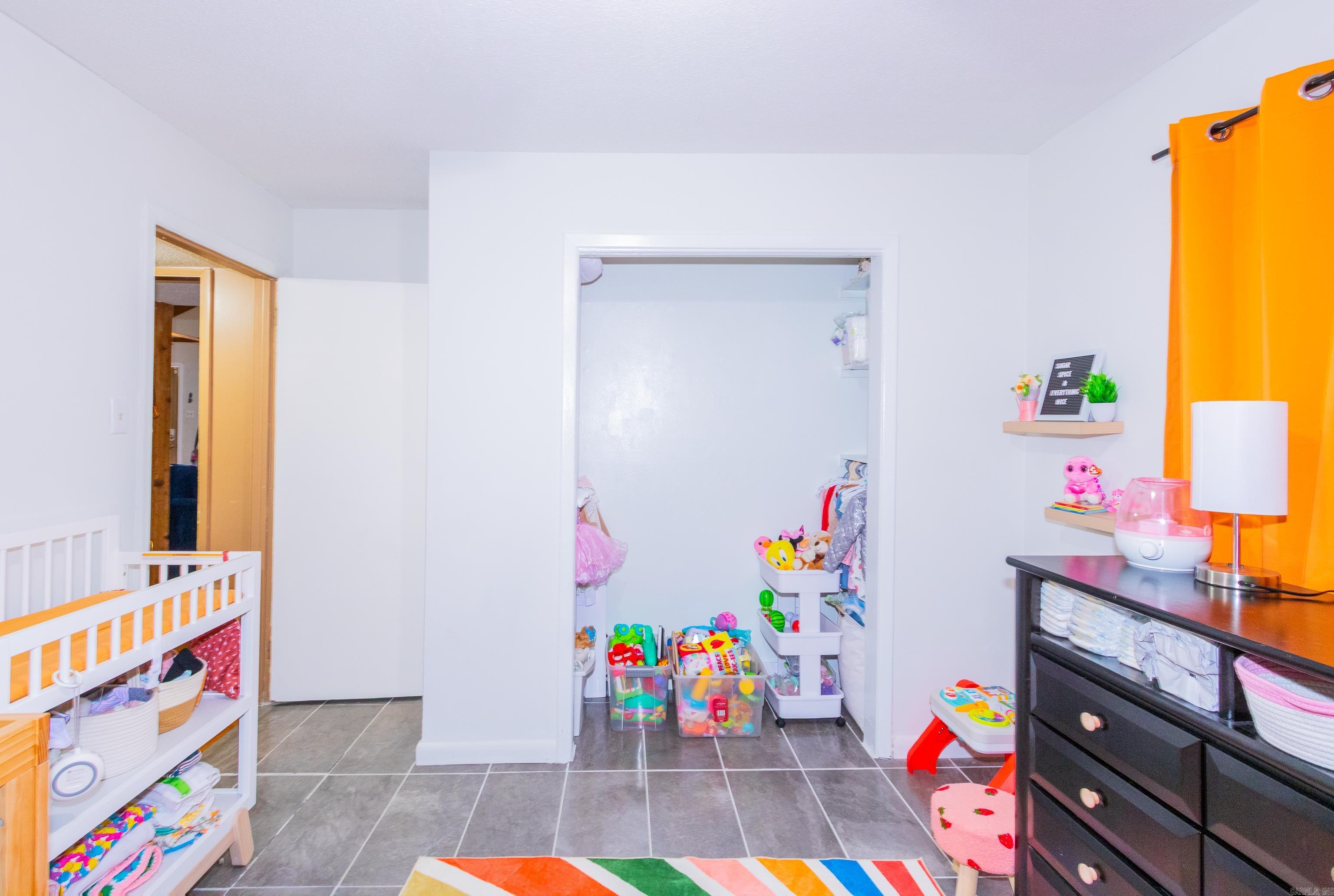 Westlawn #2 - Residential