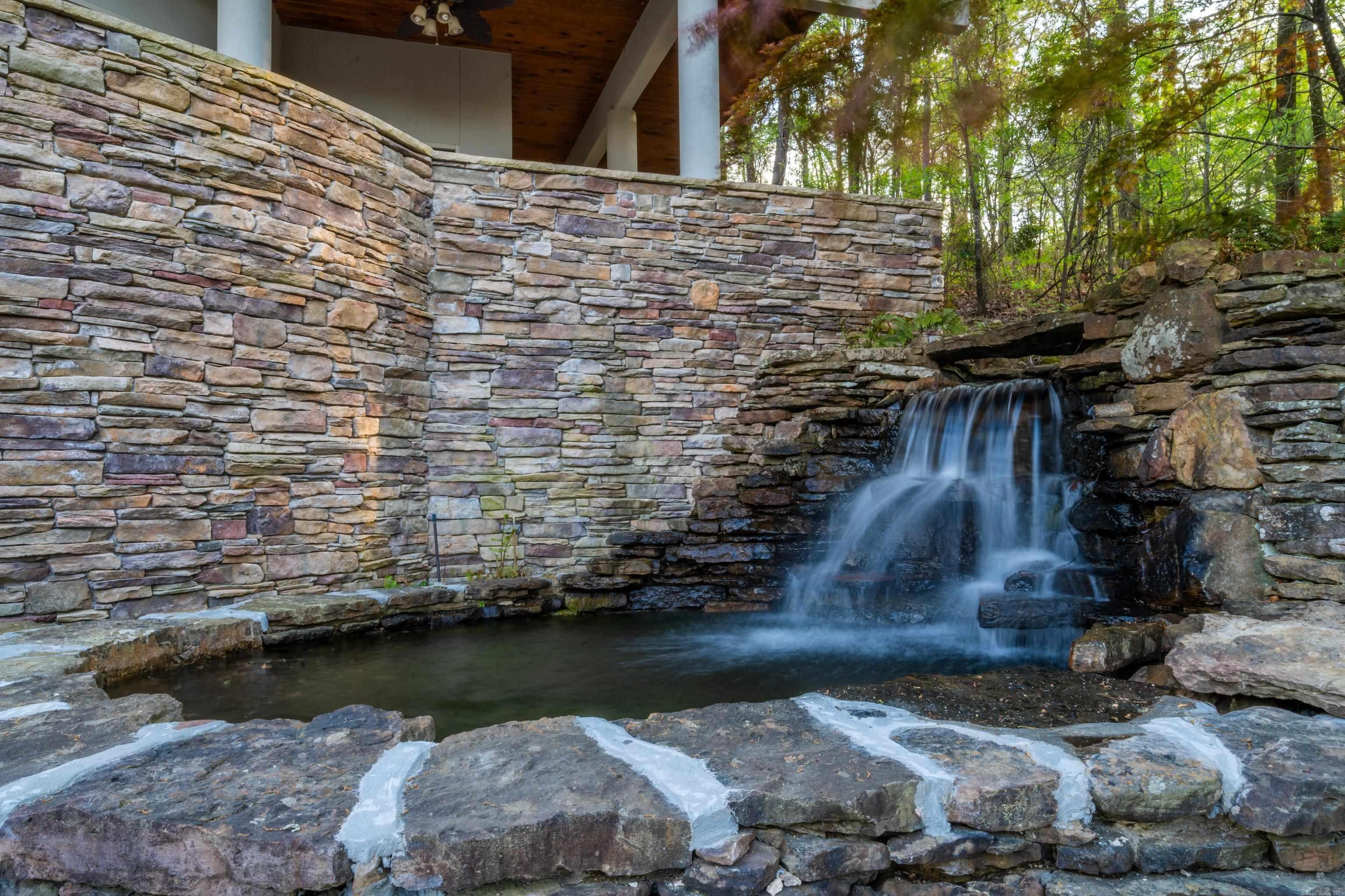 DIAMOND SPRINGS ESTATES HPR - Residential