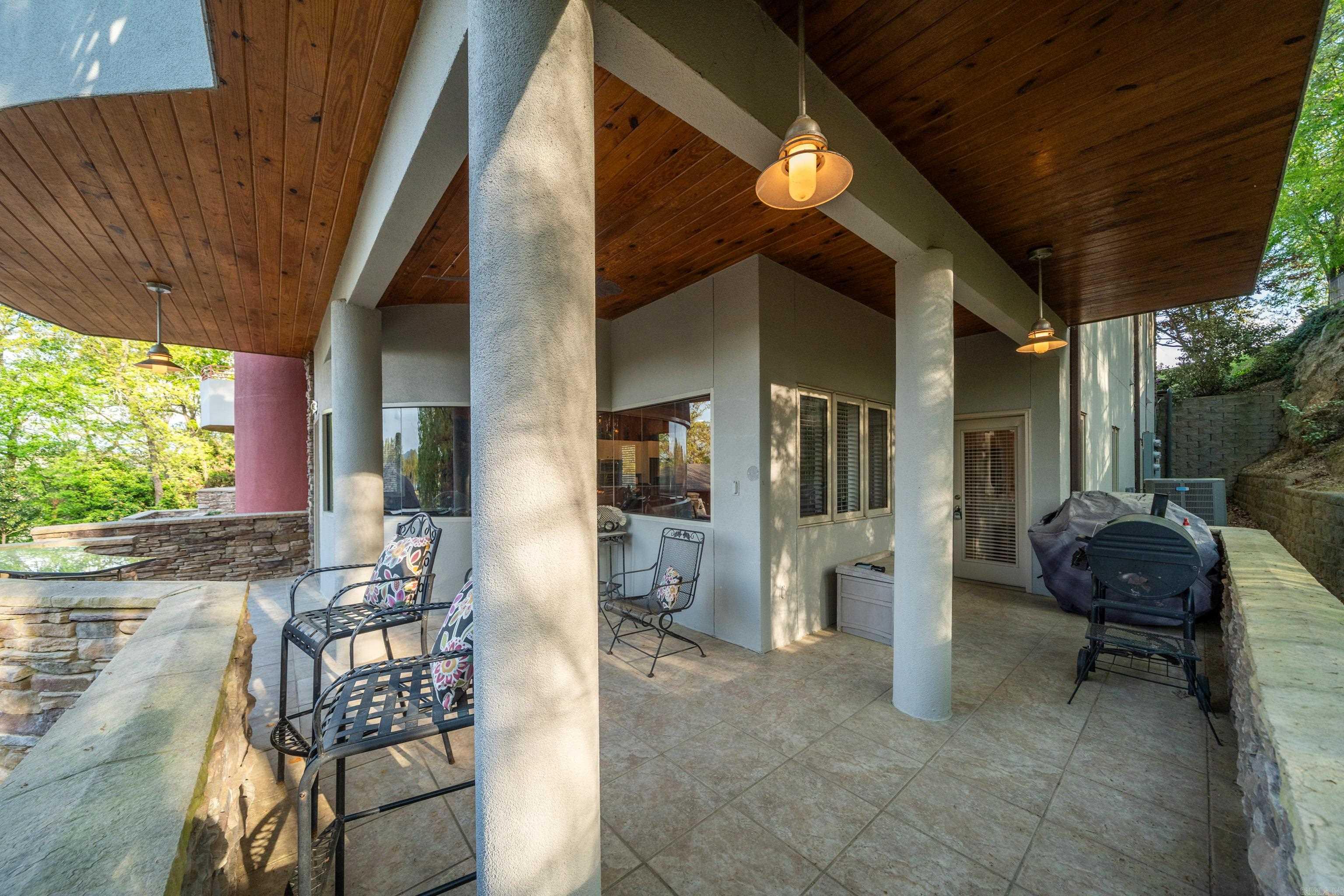 DIAMOND SPRINGS ESTATES HPR - Residential