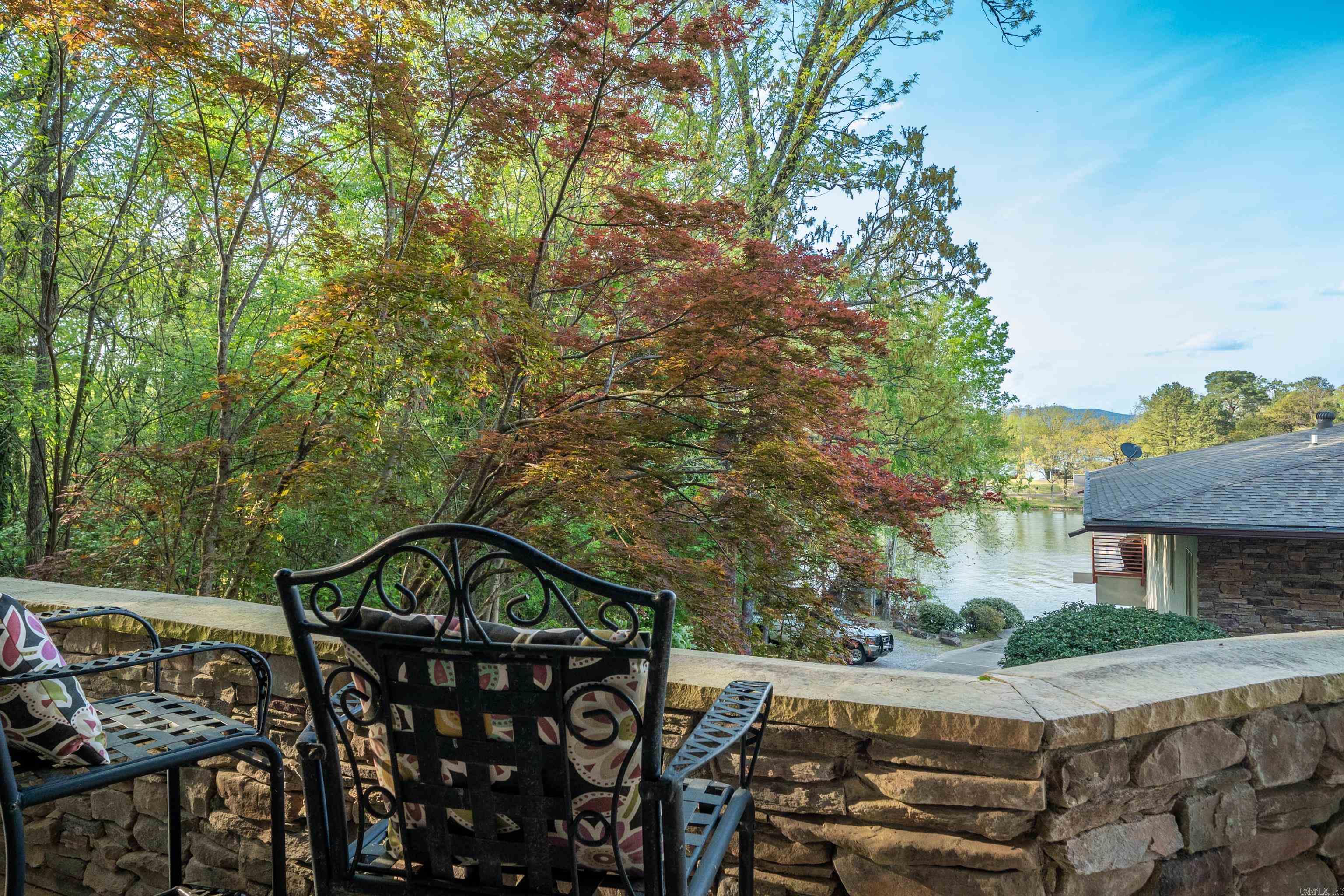 DIAMOND SPRINGS ESTATES HPR - Residential