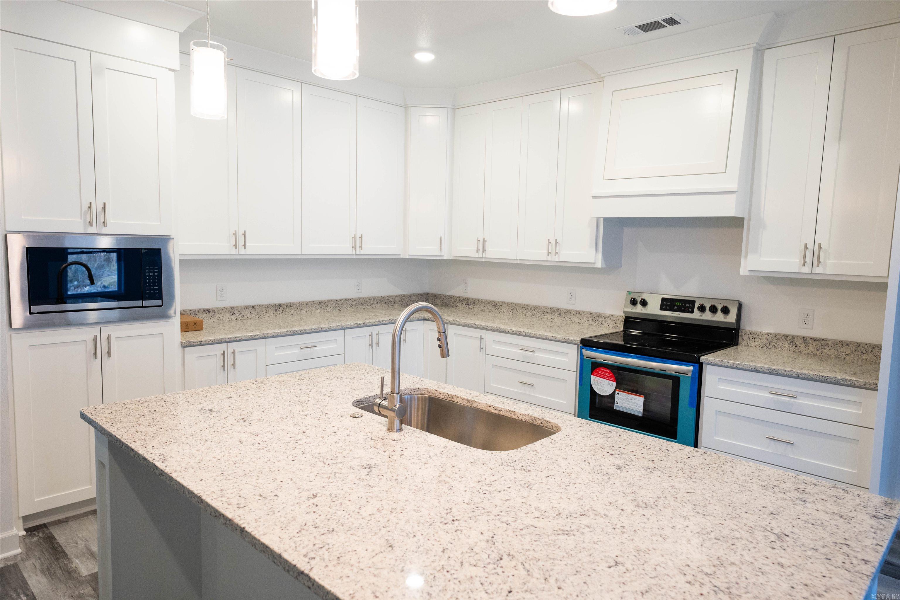 AGUA BLANCA VILLAGE - Residential