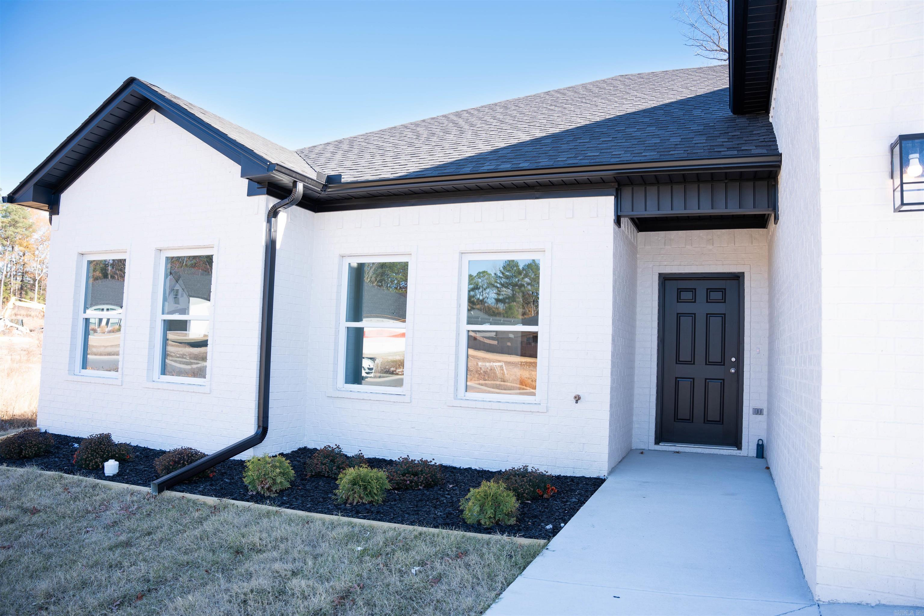 AGUA BLANCA VILLAGE - Residential