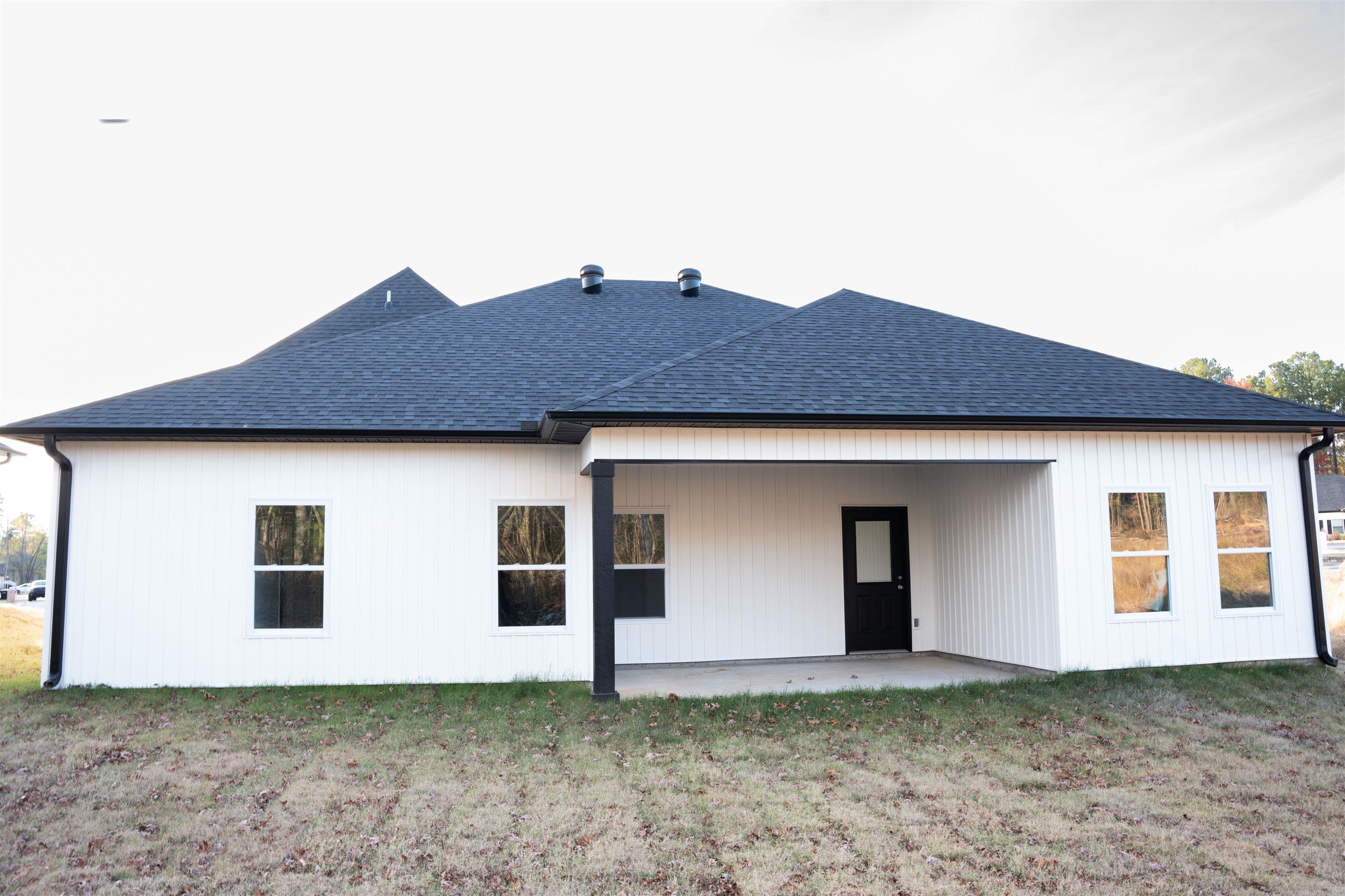 AGUA BLANCA VILLAGE - Residential