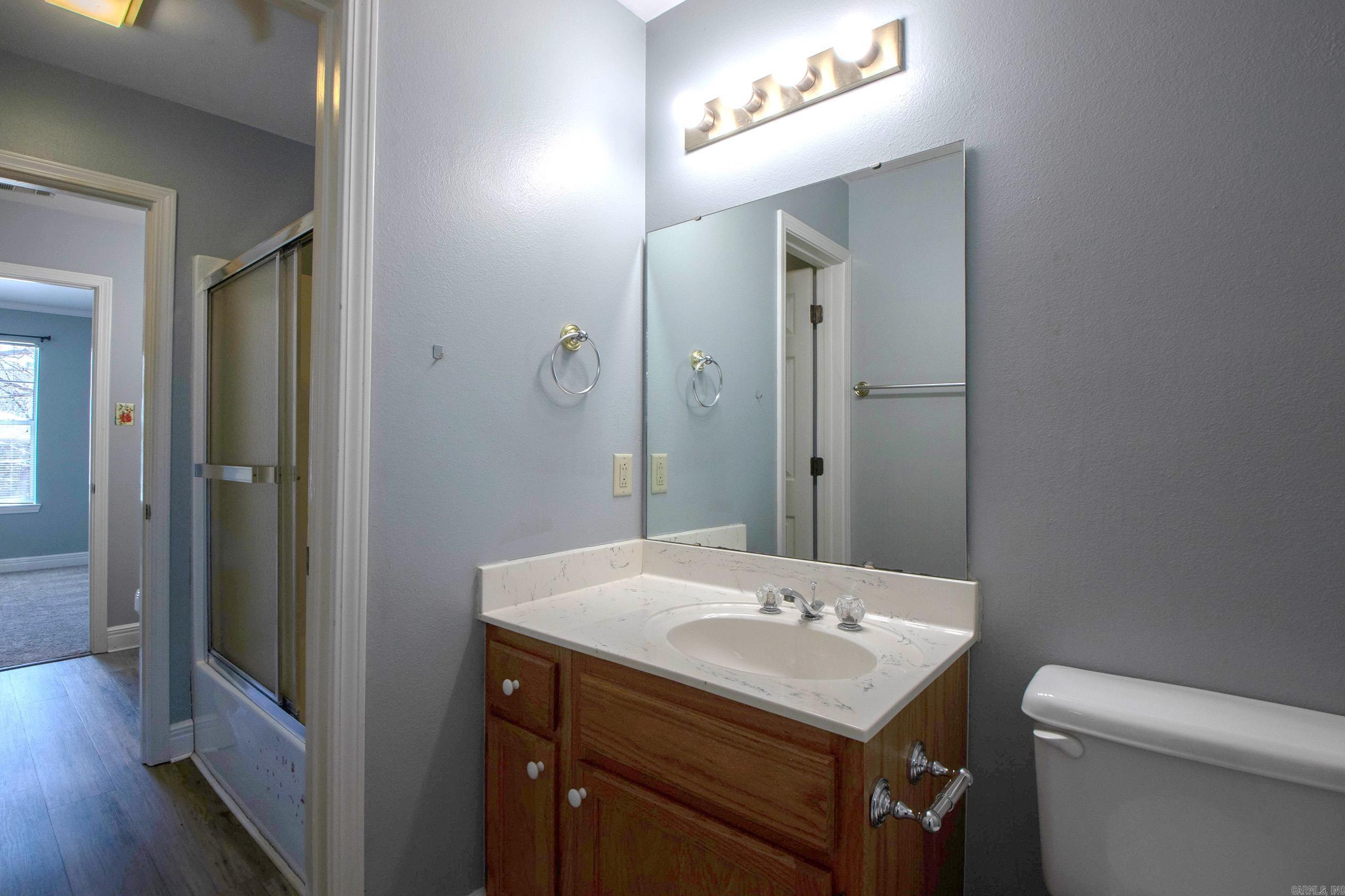 RIVER OAKS - Residential