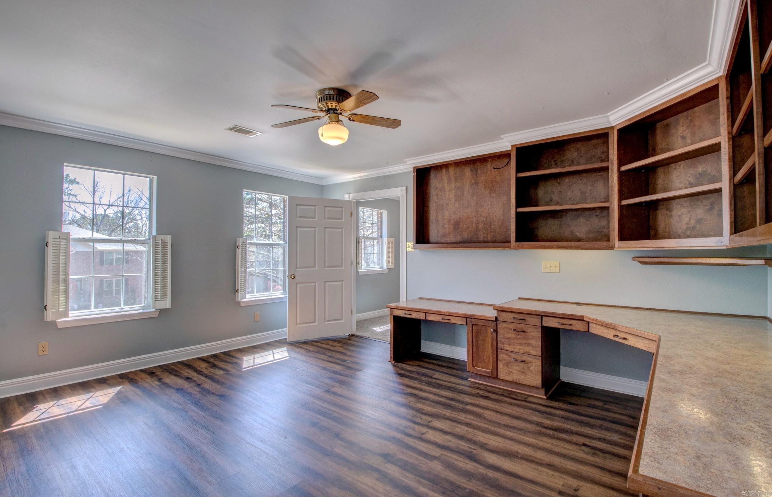 RIVER OAKS - Residential