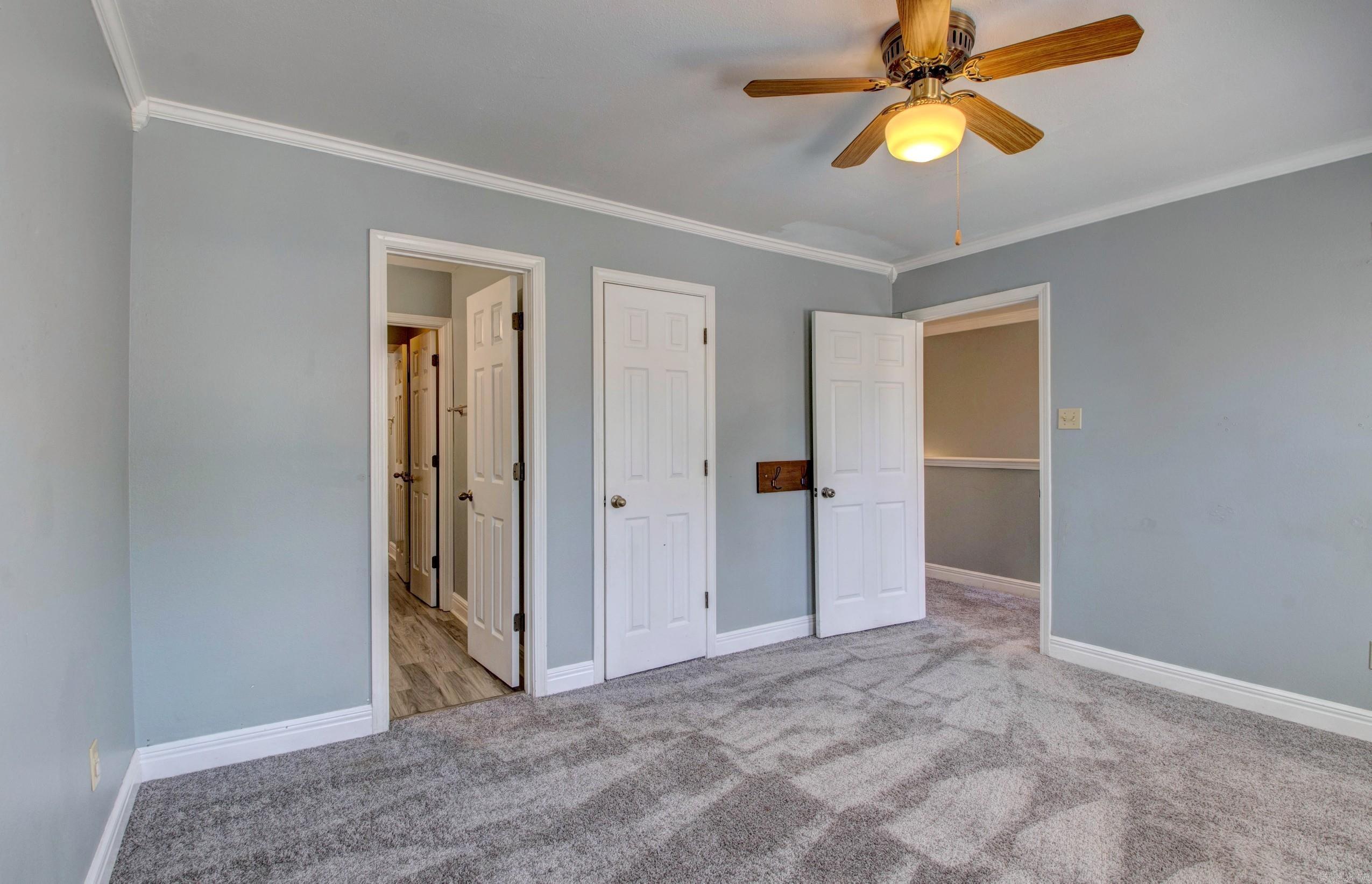 RIVER OAKS - Residential