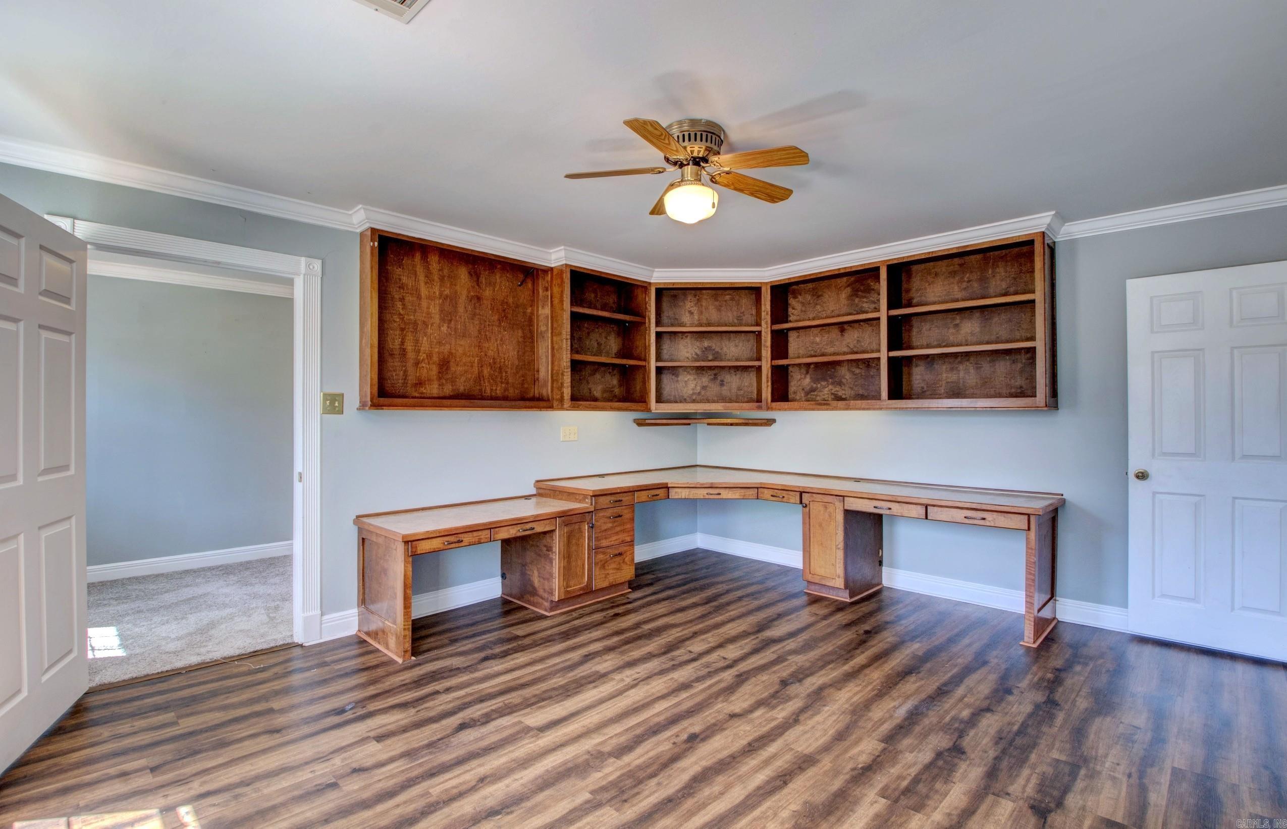 RIVER OAKS - Residential