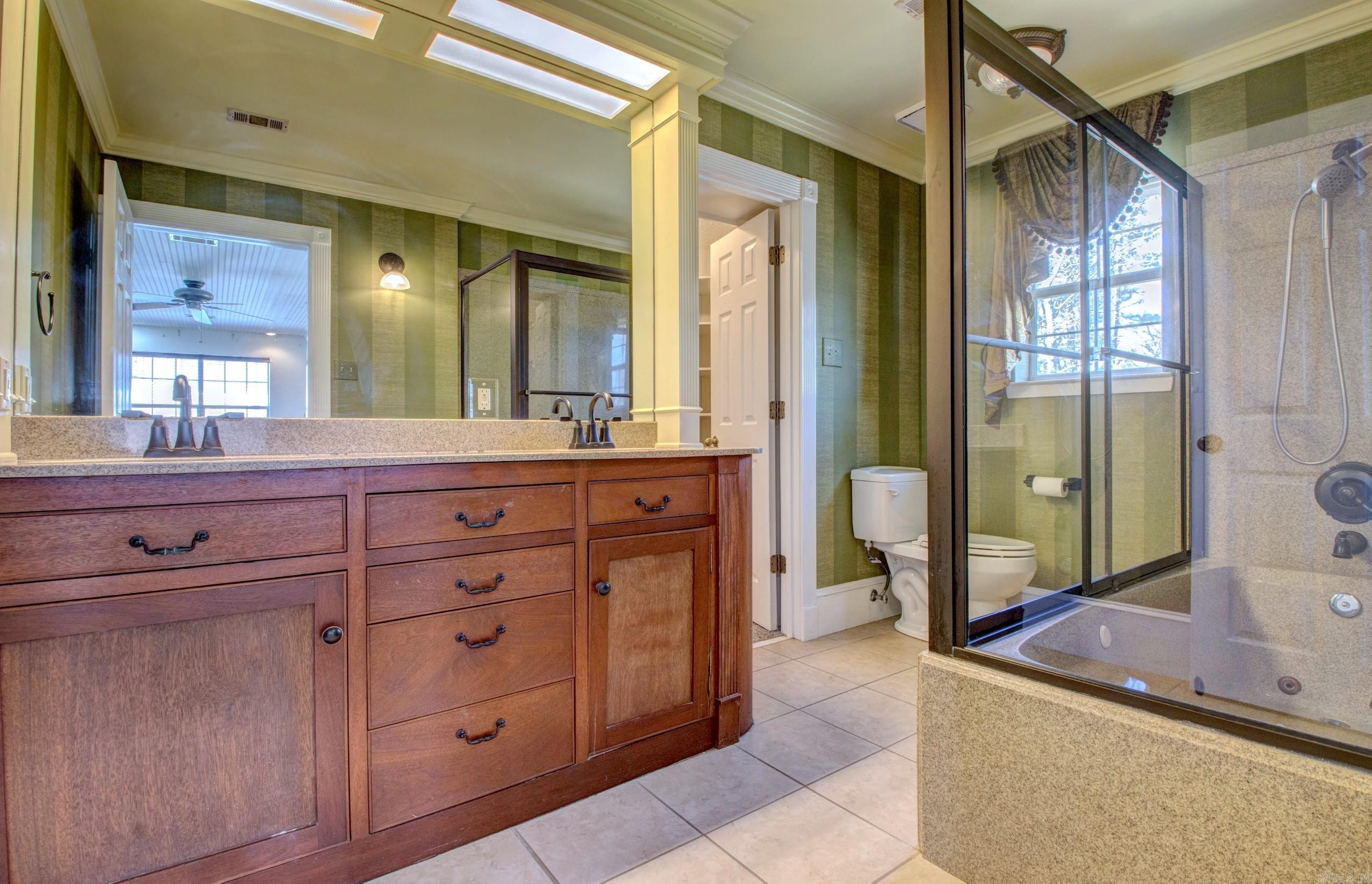 RIVER OAKS - Residential