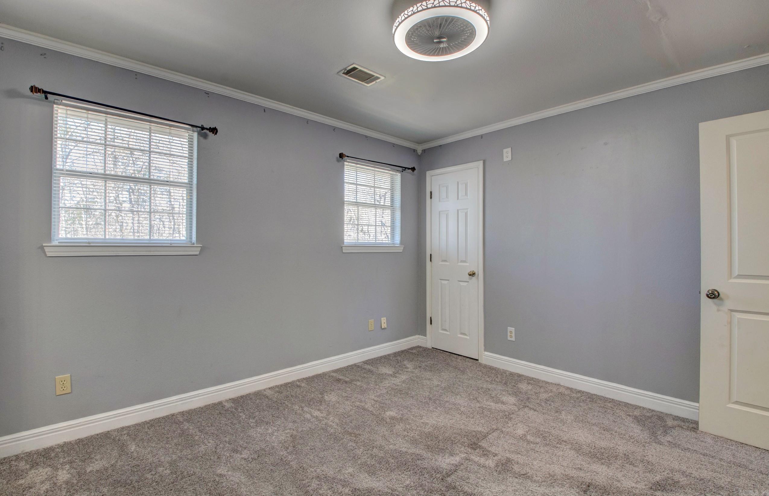 RIVER OAKS - Residential