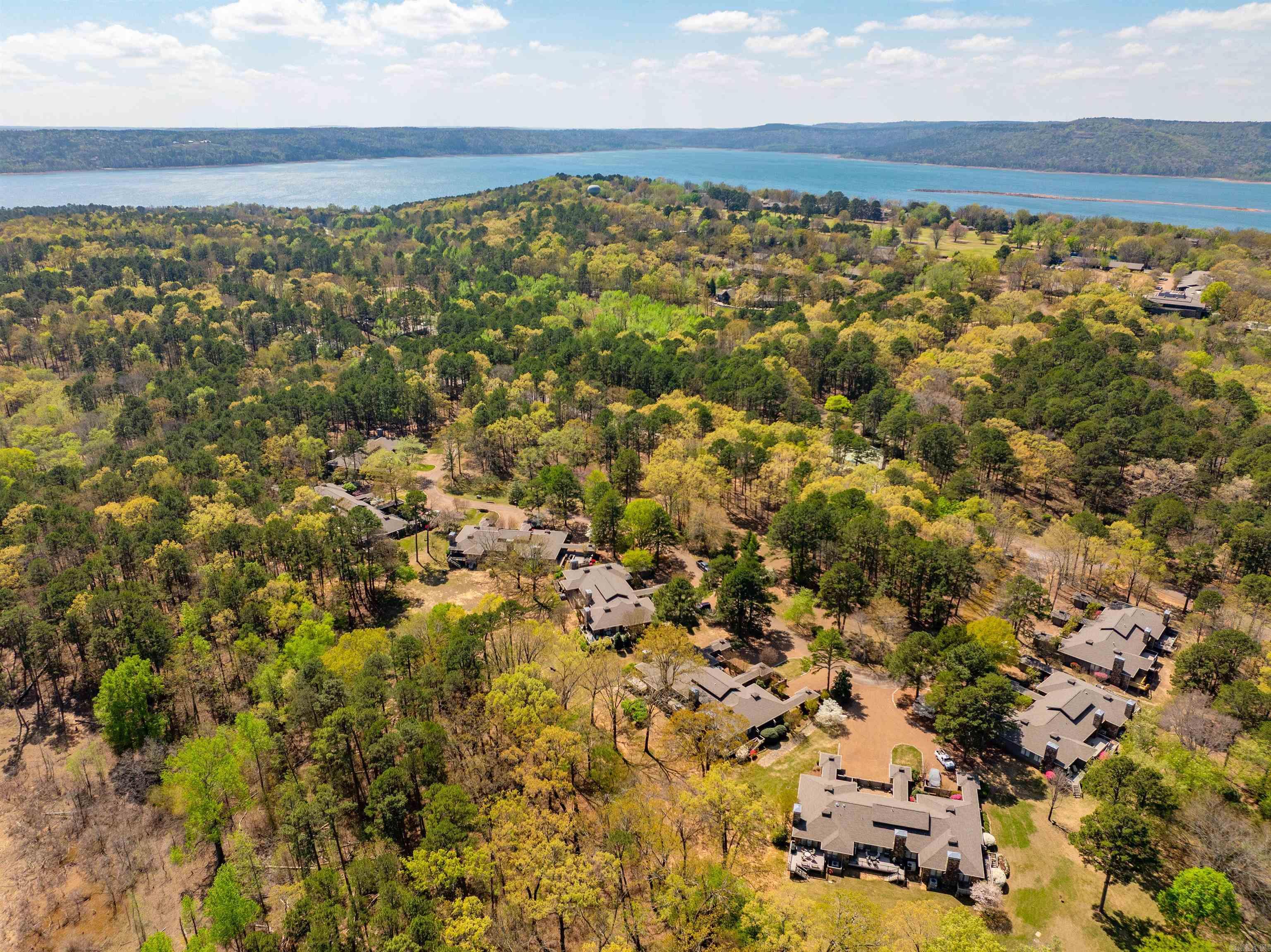 EI: SHADY COVE - Residential