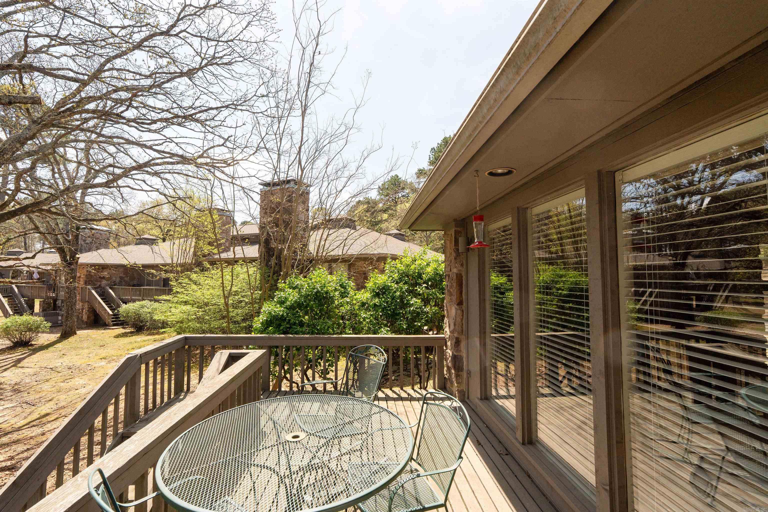 EI: SHADY COVE - Residential