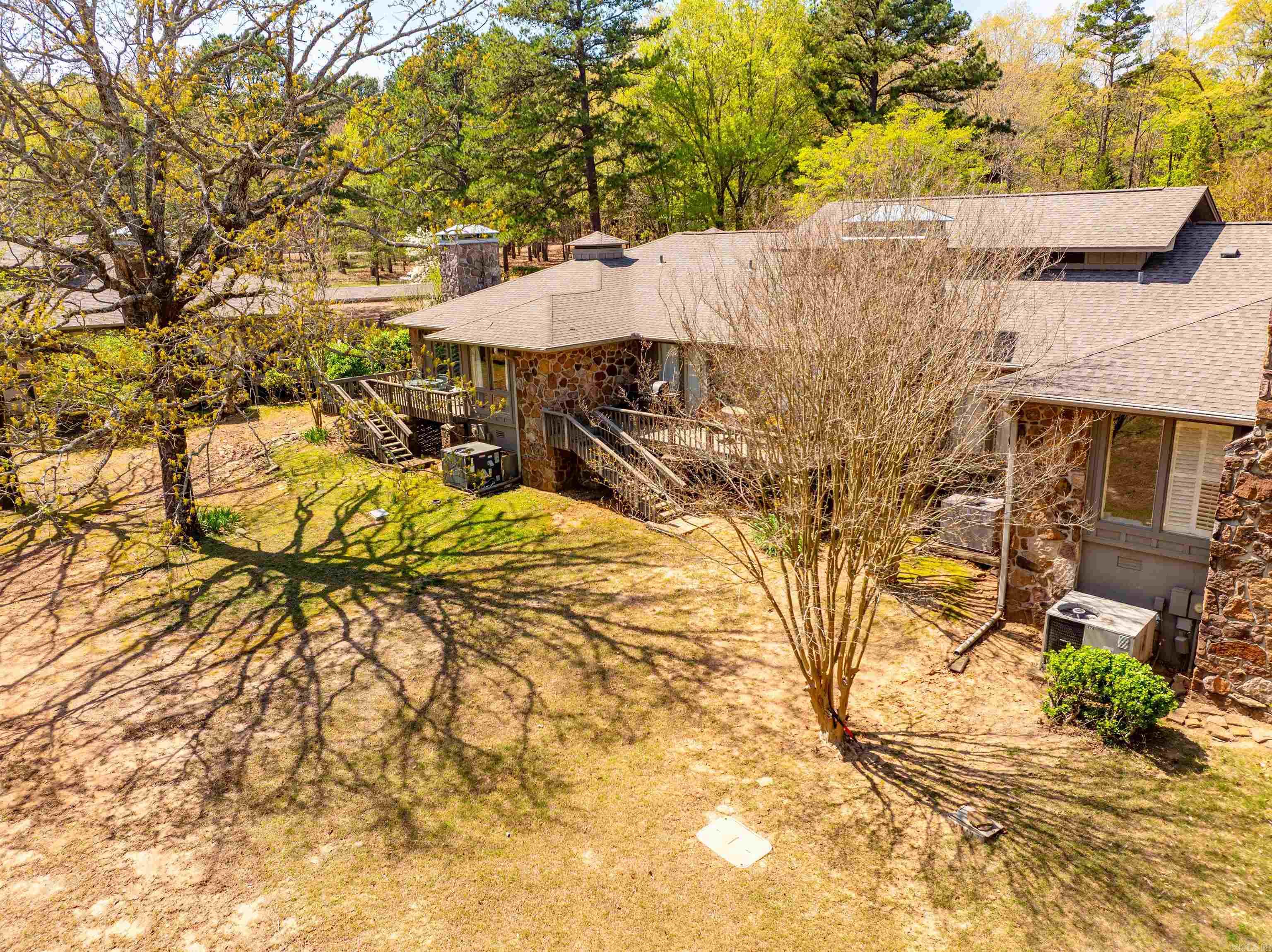 EI: SHADY COVE - Residential