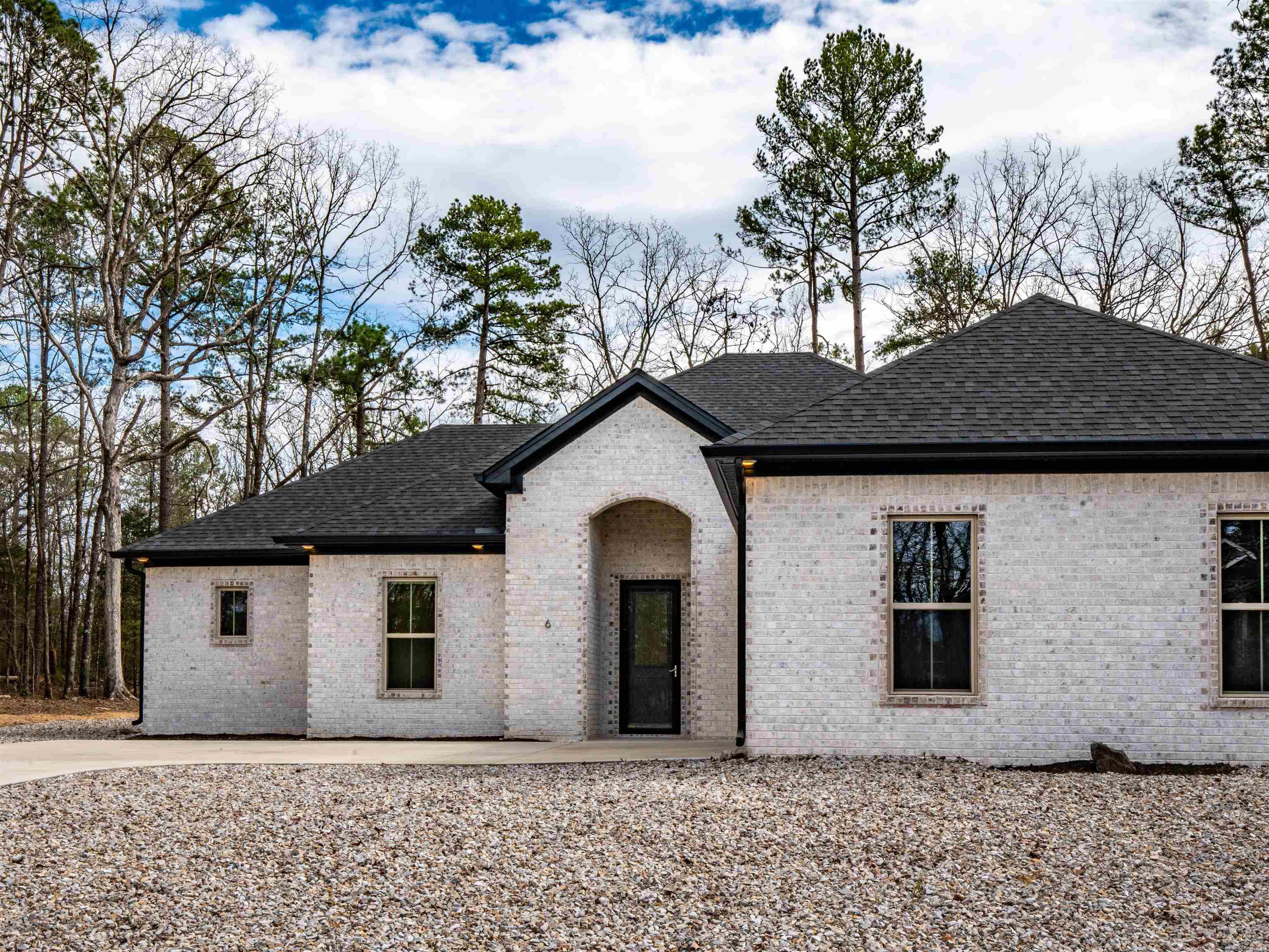 Isabella - Residential