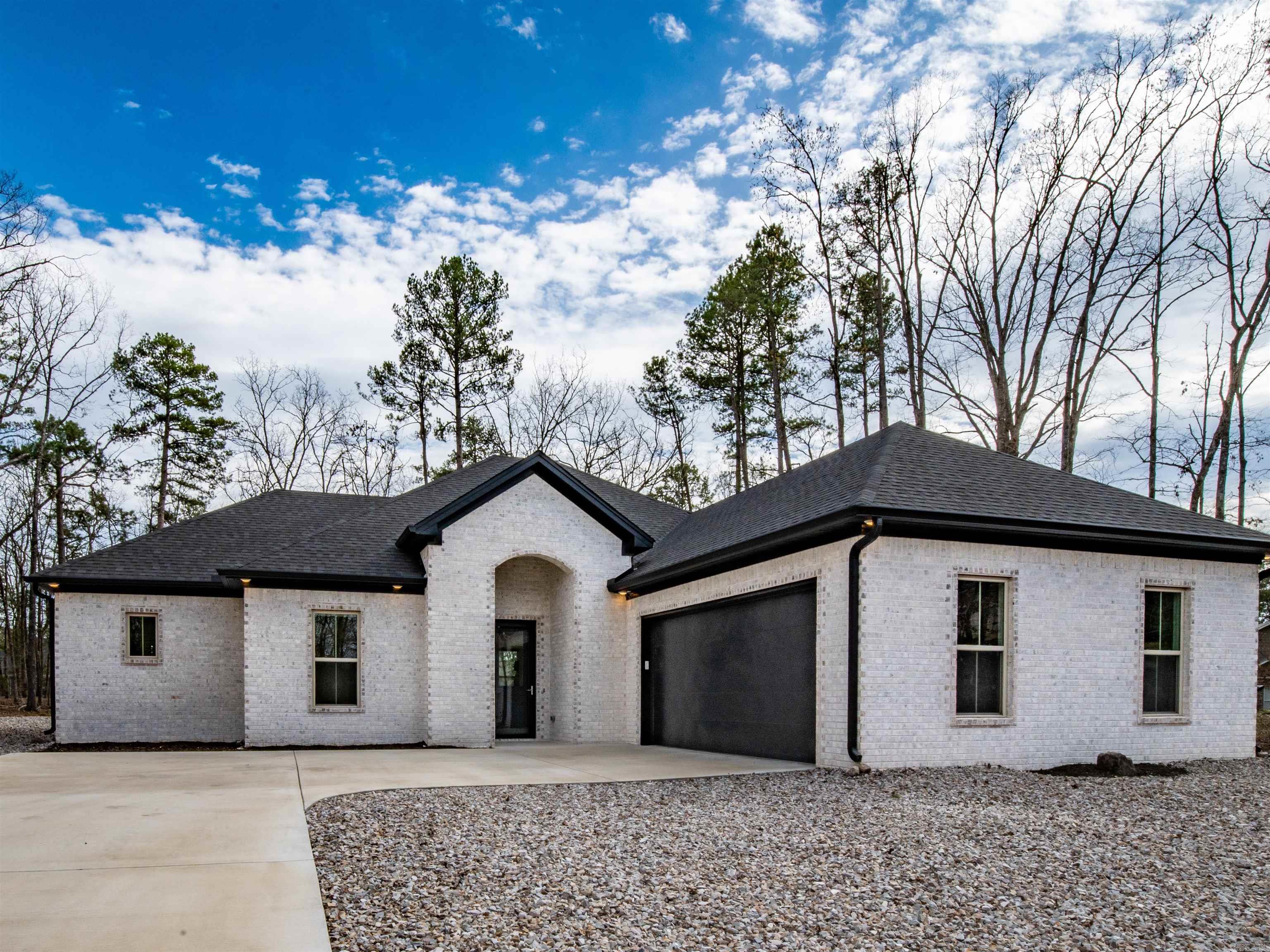 Isabella - Residential