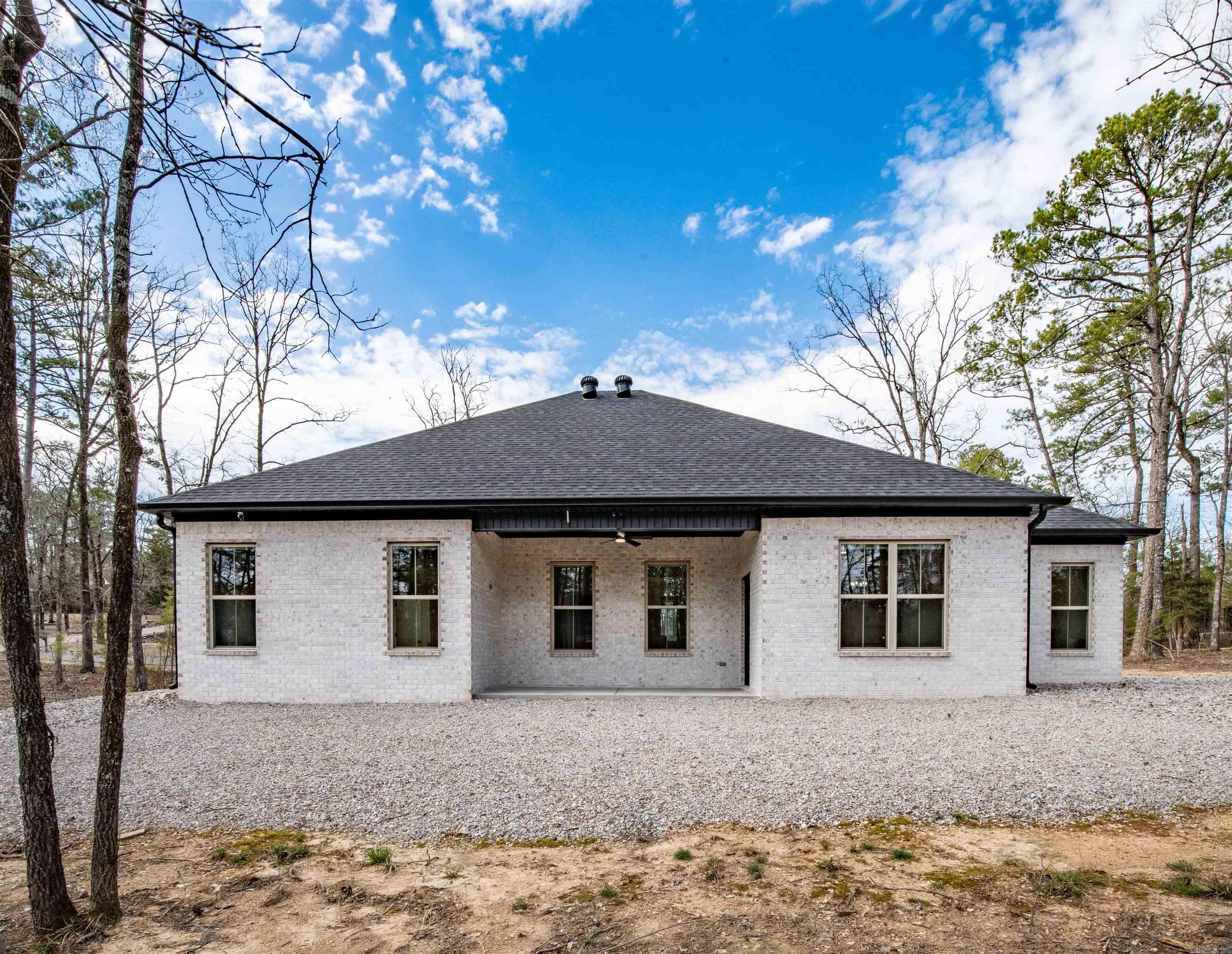 Isabella - Residential