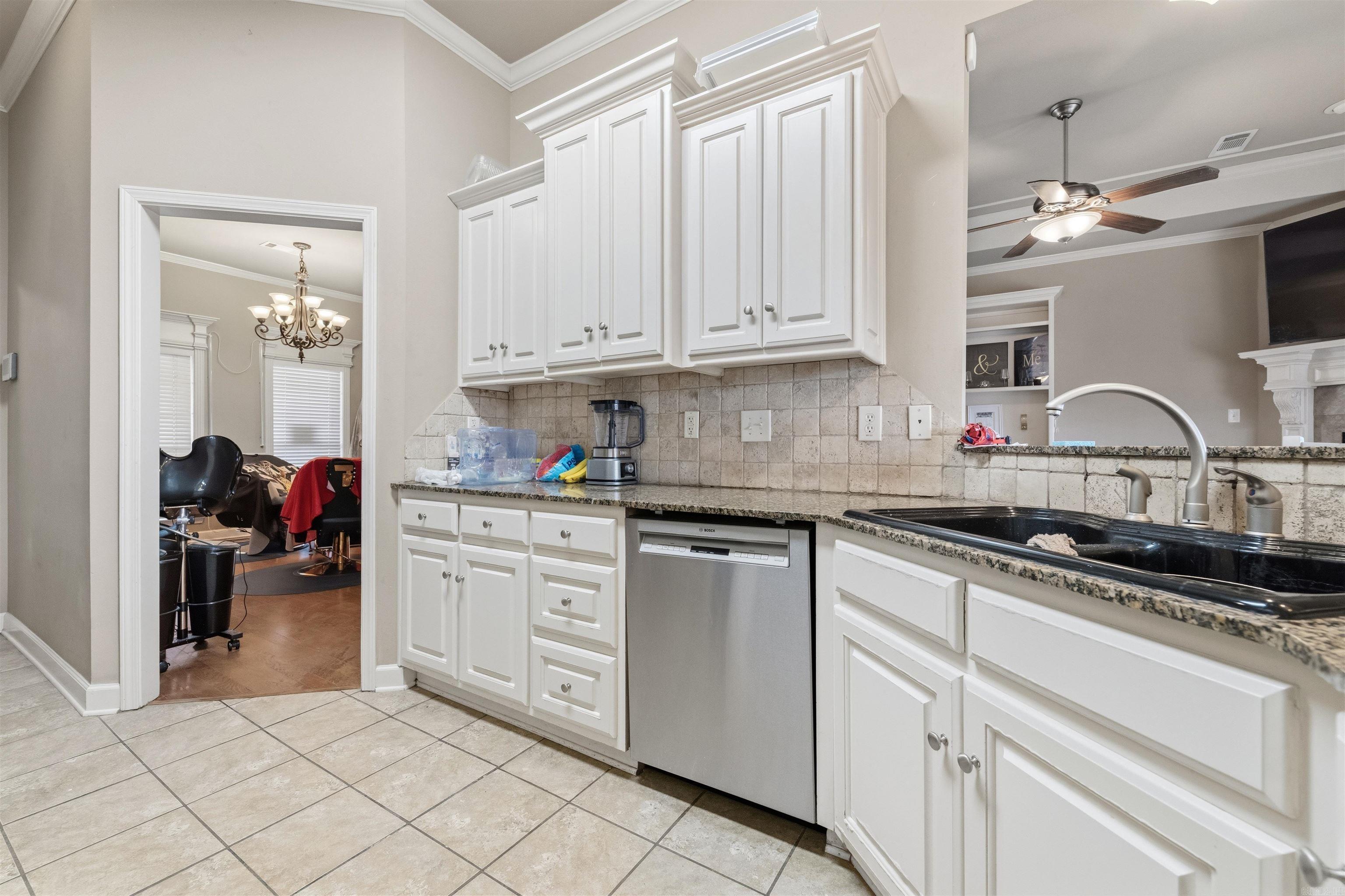 AUSTIN LAKES ON THE BAY ADDN - Residential