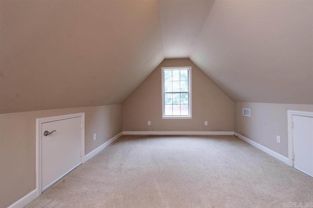 AUSTIN LAKES ON THE BAY ADDN - Residential