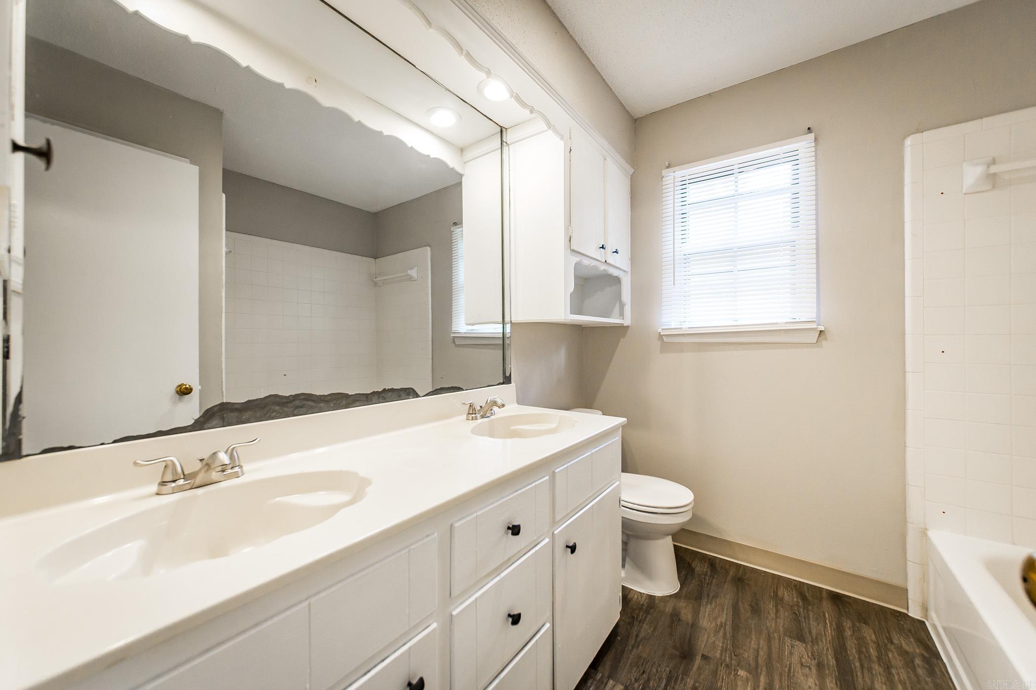 OTTER CREEK COMMUNITY - Residential