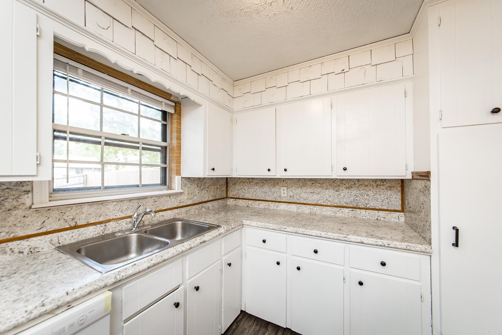 OTTER CREEK COMMUNITY - Residential