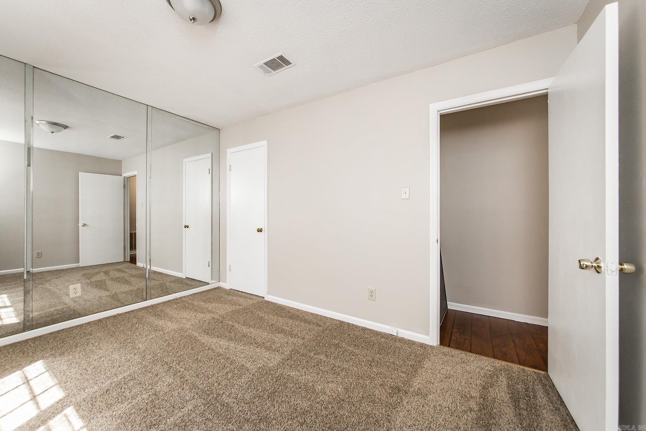 OTTER CREEK COMMUNITY - Residential