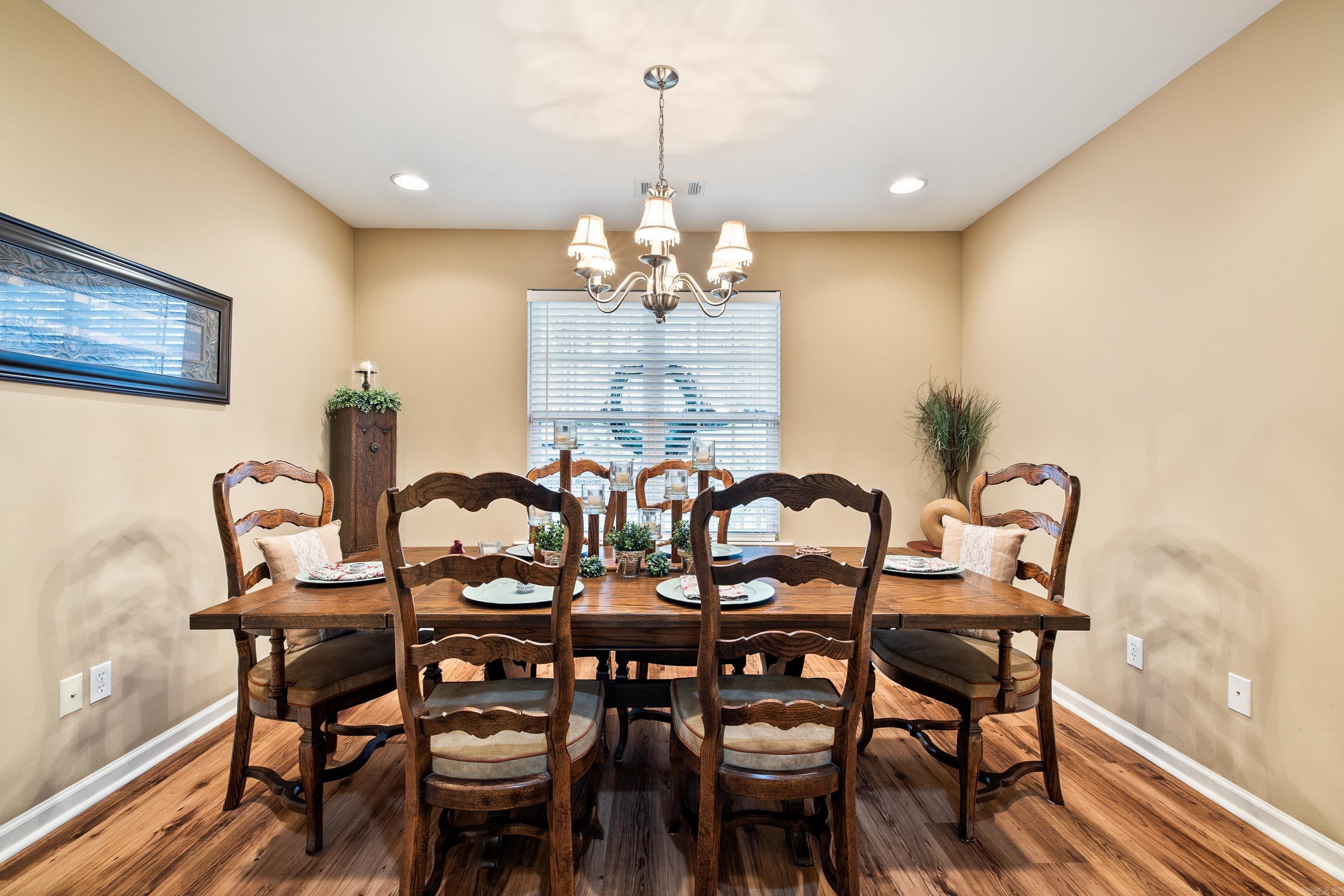 HOBBY TRAIL - Residential