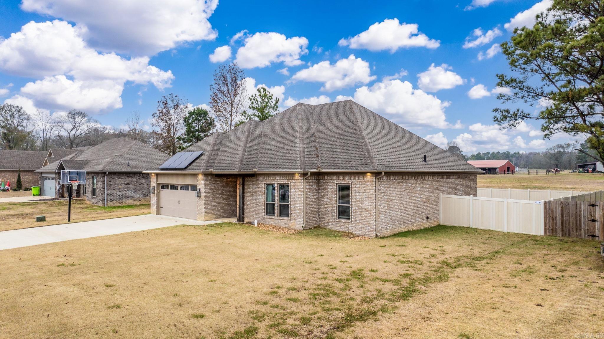 HIDDEN VALLEY ESTATES - Residential