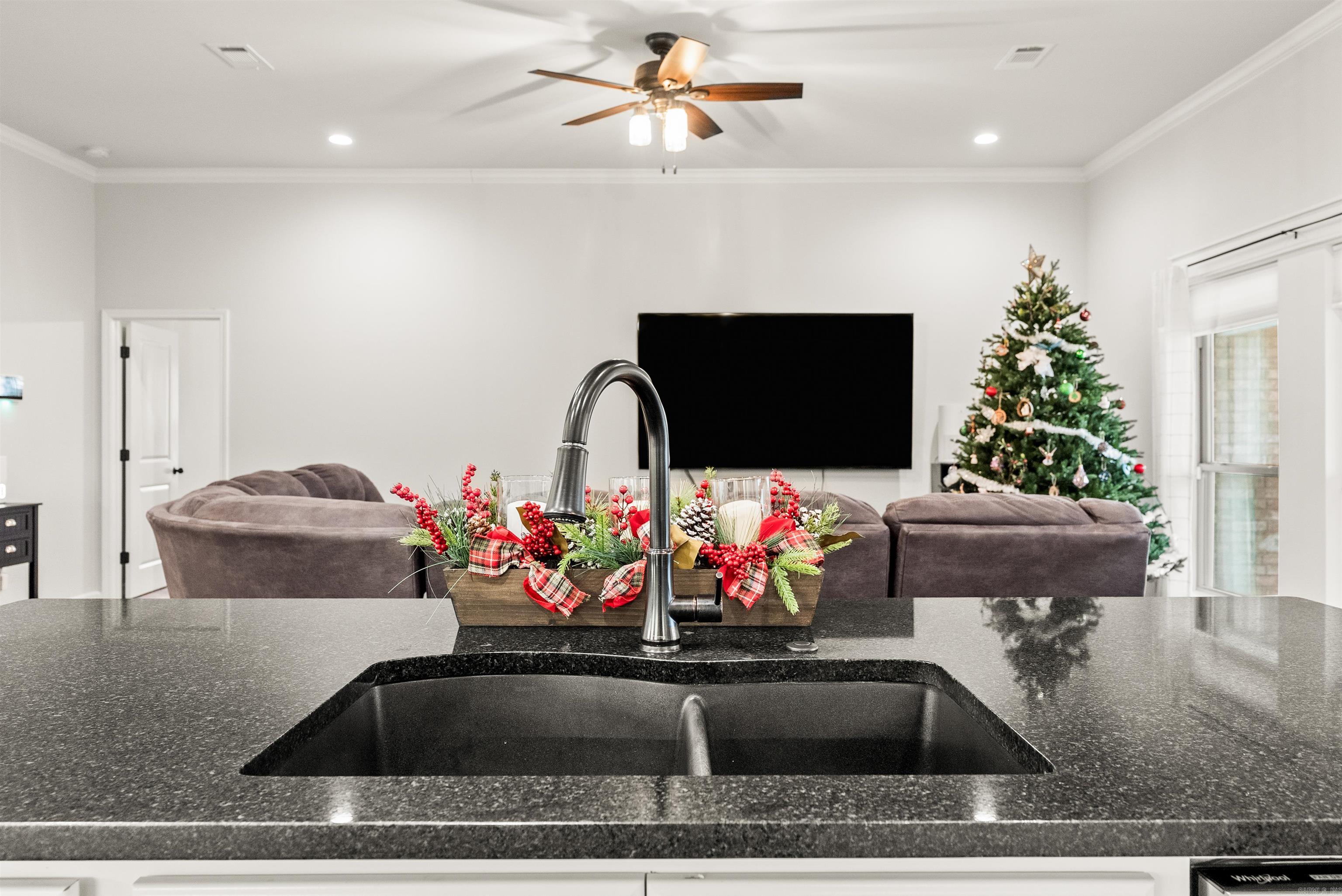 HIDDEN VALLEY ESTATES - Residential