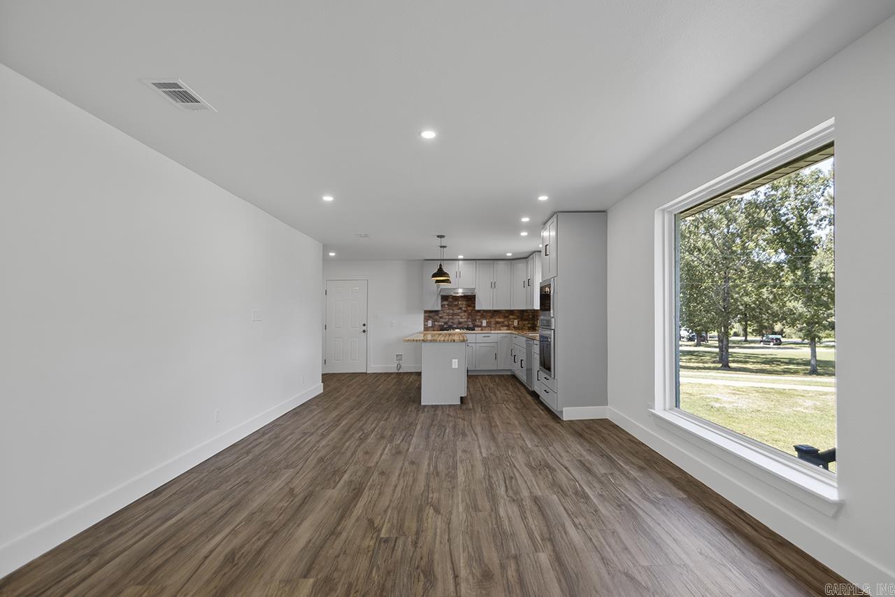 SARATOGA PARK ADD - Residential