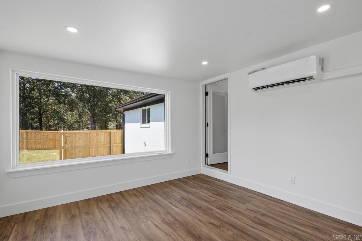 SARATOGA PARK ADD - Residential