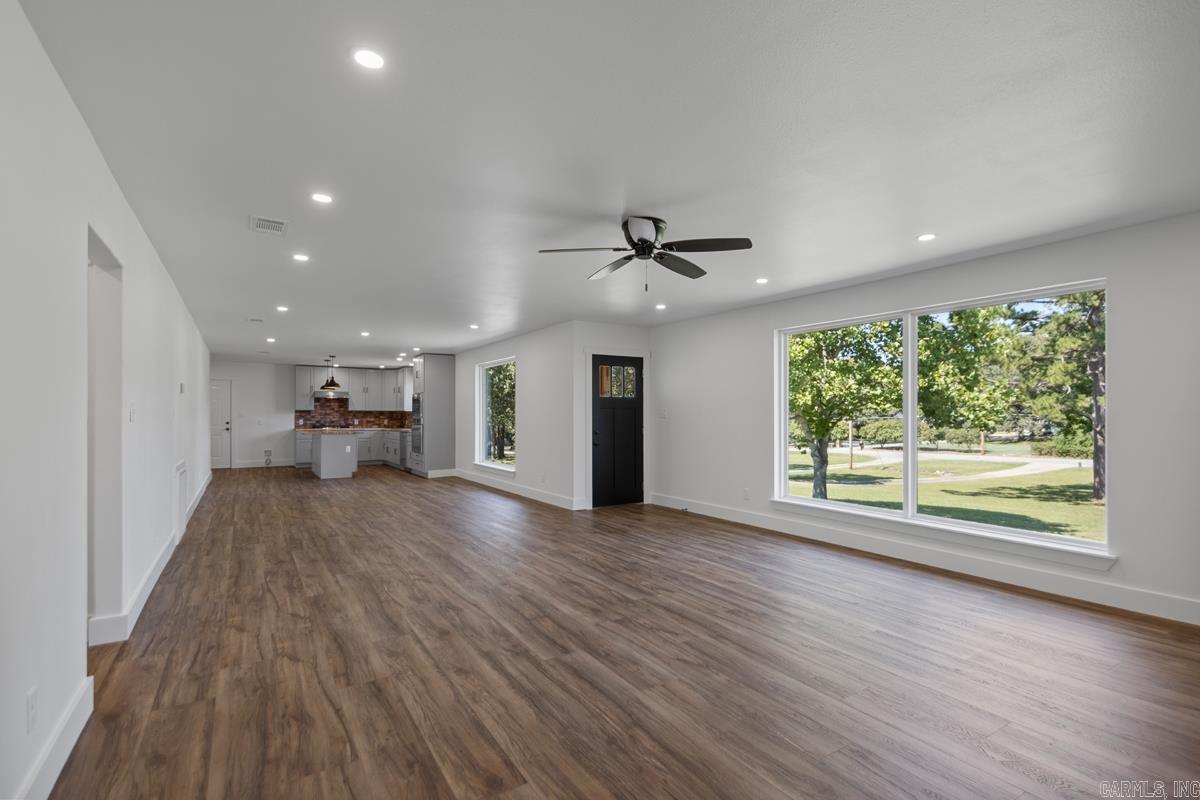 SARATOGA PARK ADD - Residential