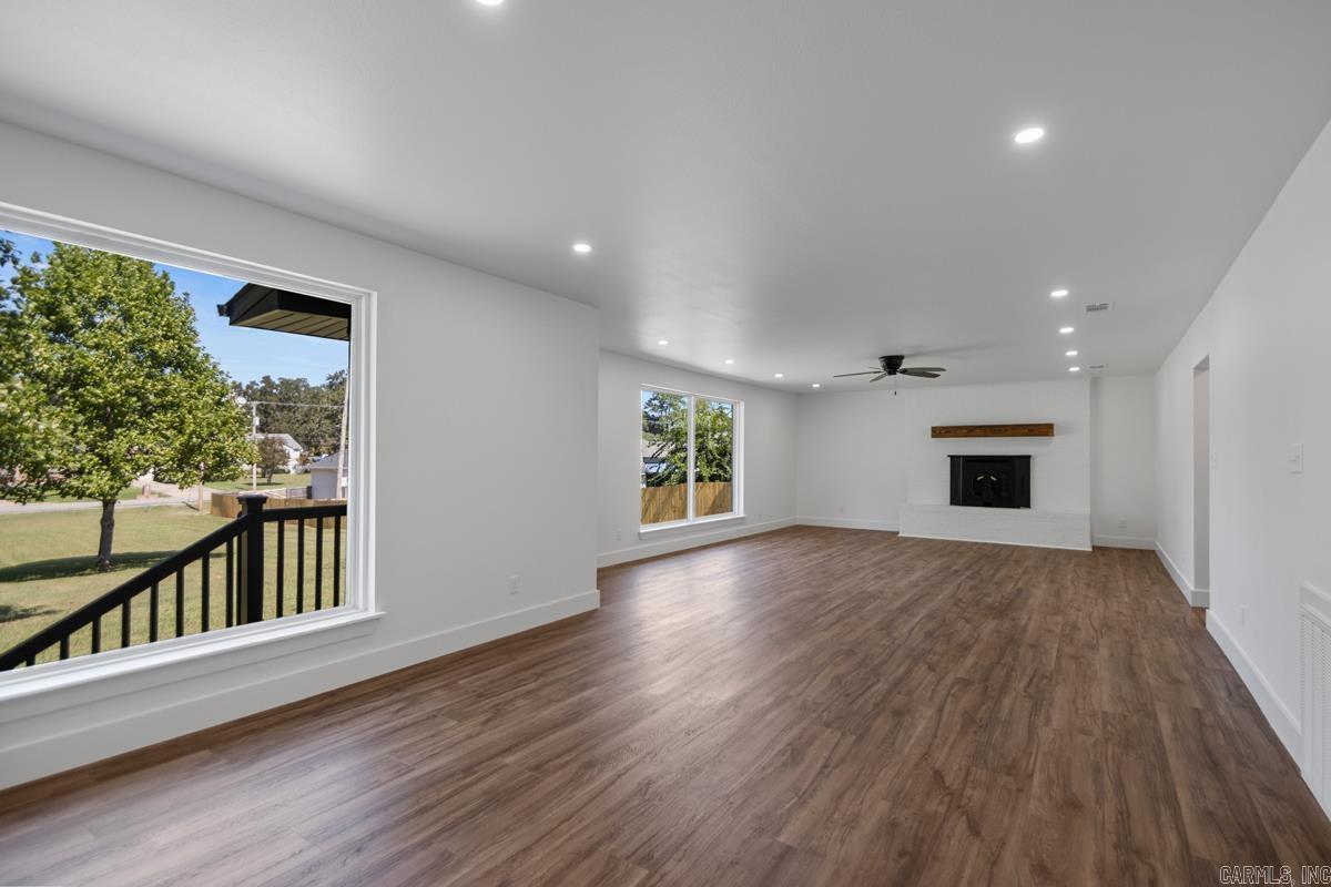 SARATOGA PARK ADD - Residential