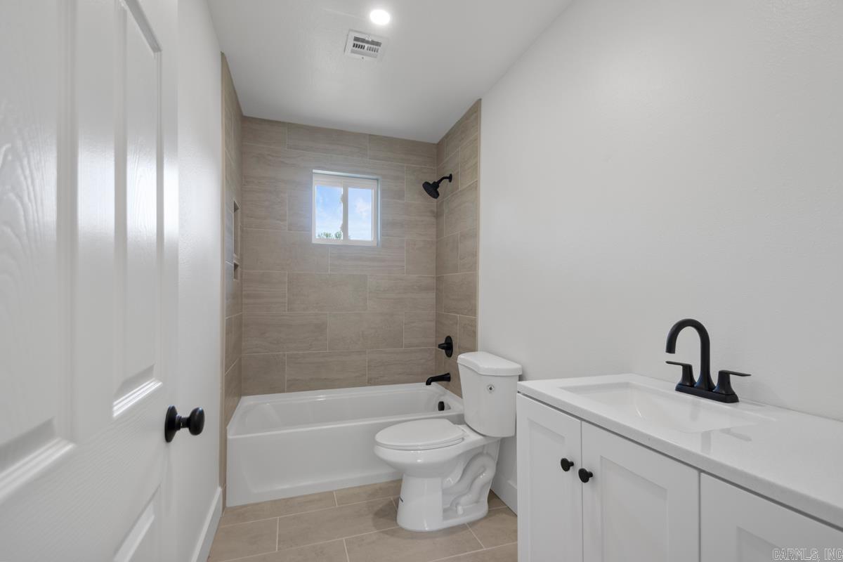 SARATOGA PARK ADD - Residential