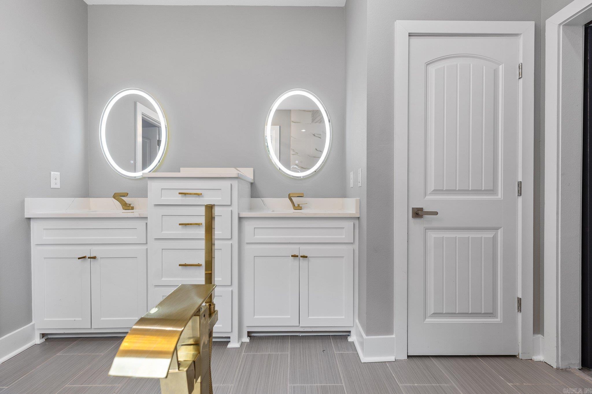 Metes &amp; Bounds - Residential