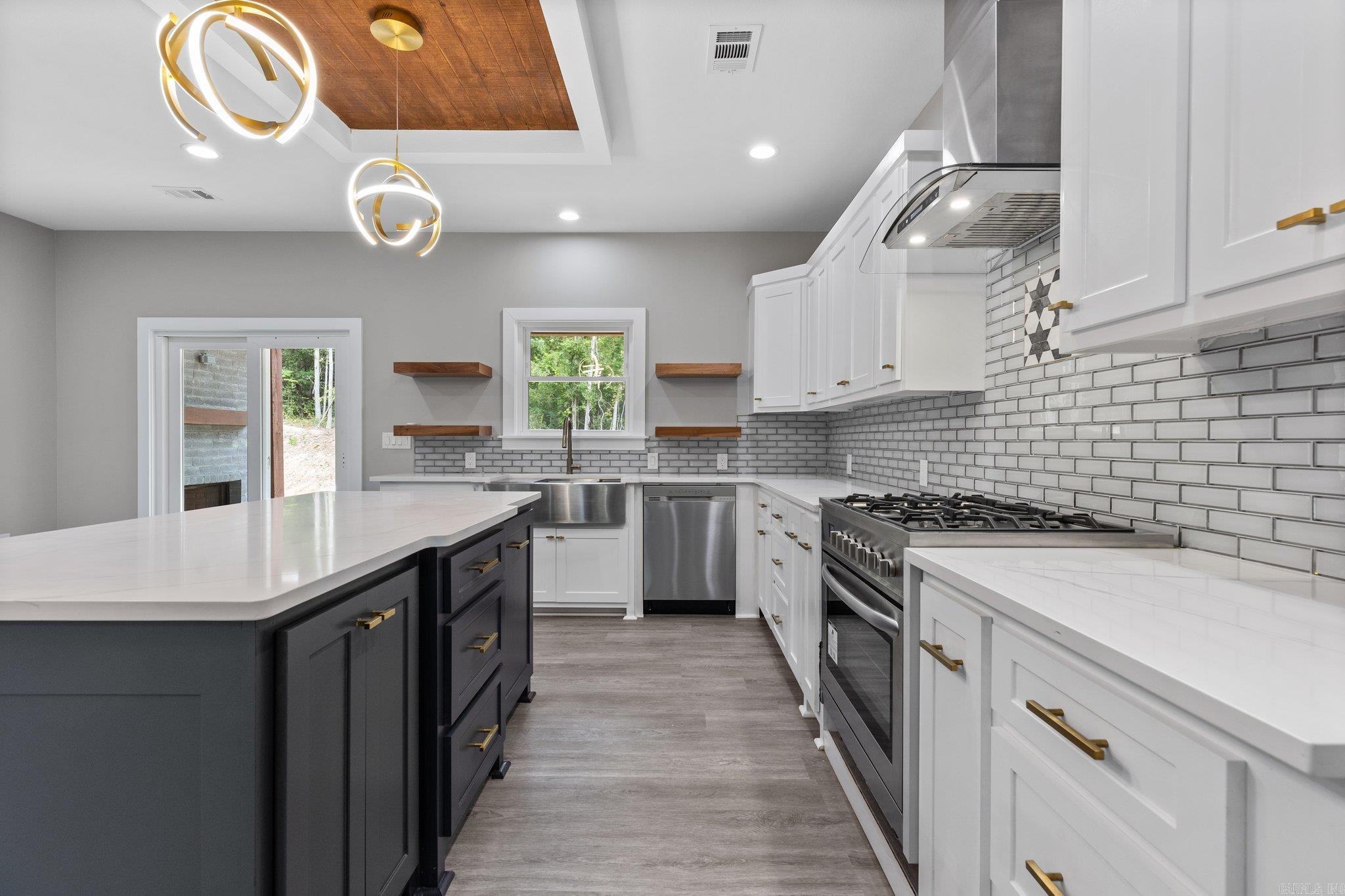 Metes &amp; Bounds - Residential