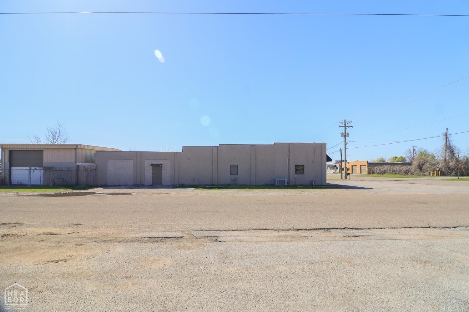 Nettleton 2nd - Commercial Sale