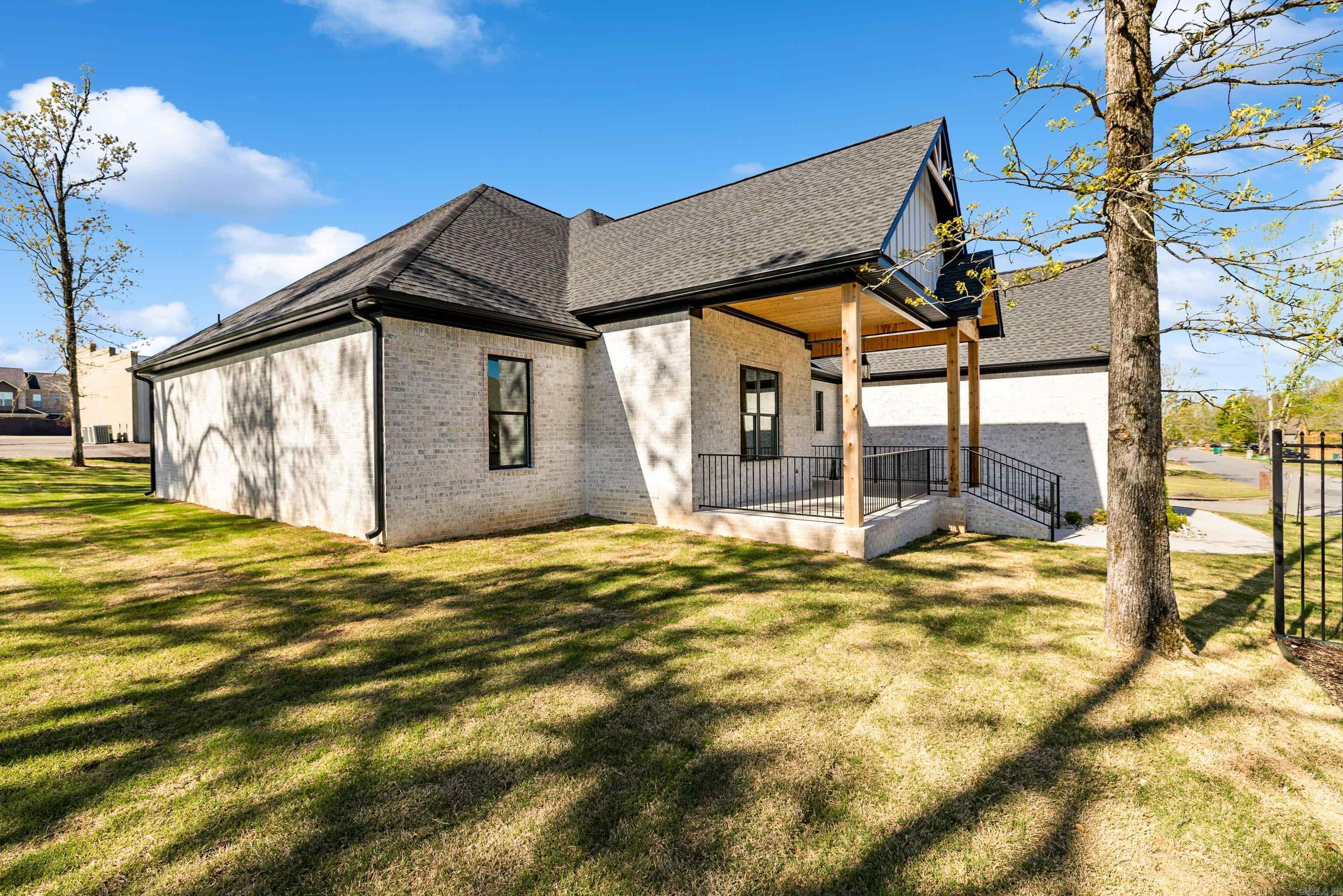 HURRICANE LAKE VILLA ESTATES - Residential